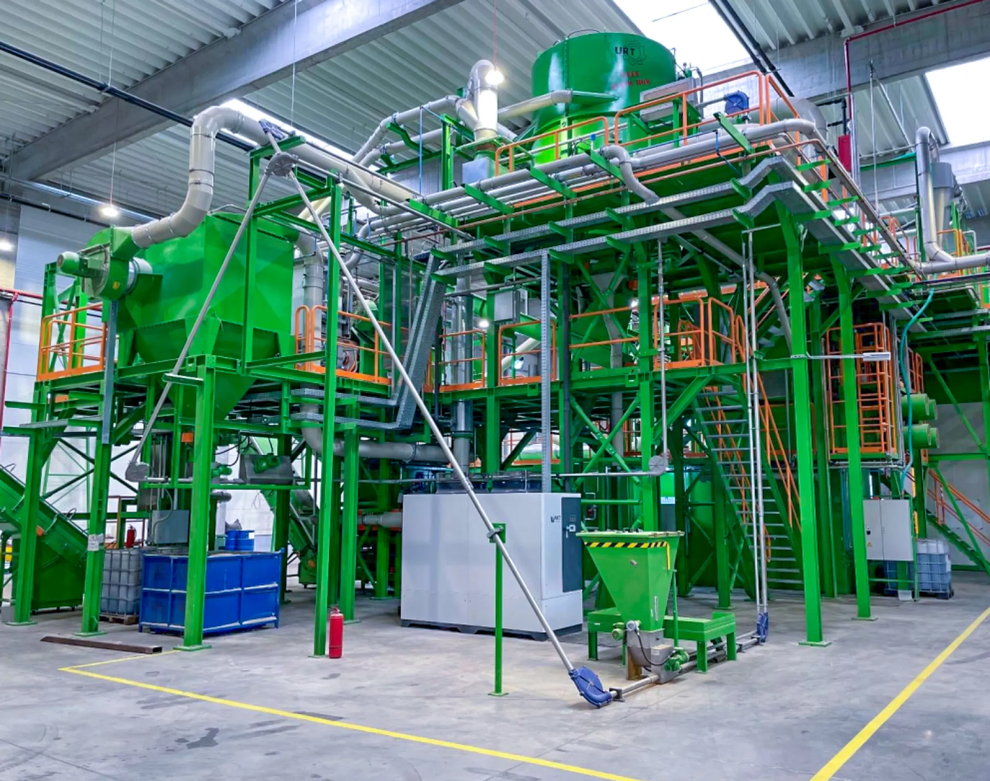 Fridge recycling plant