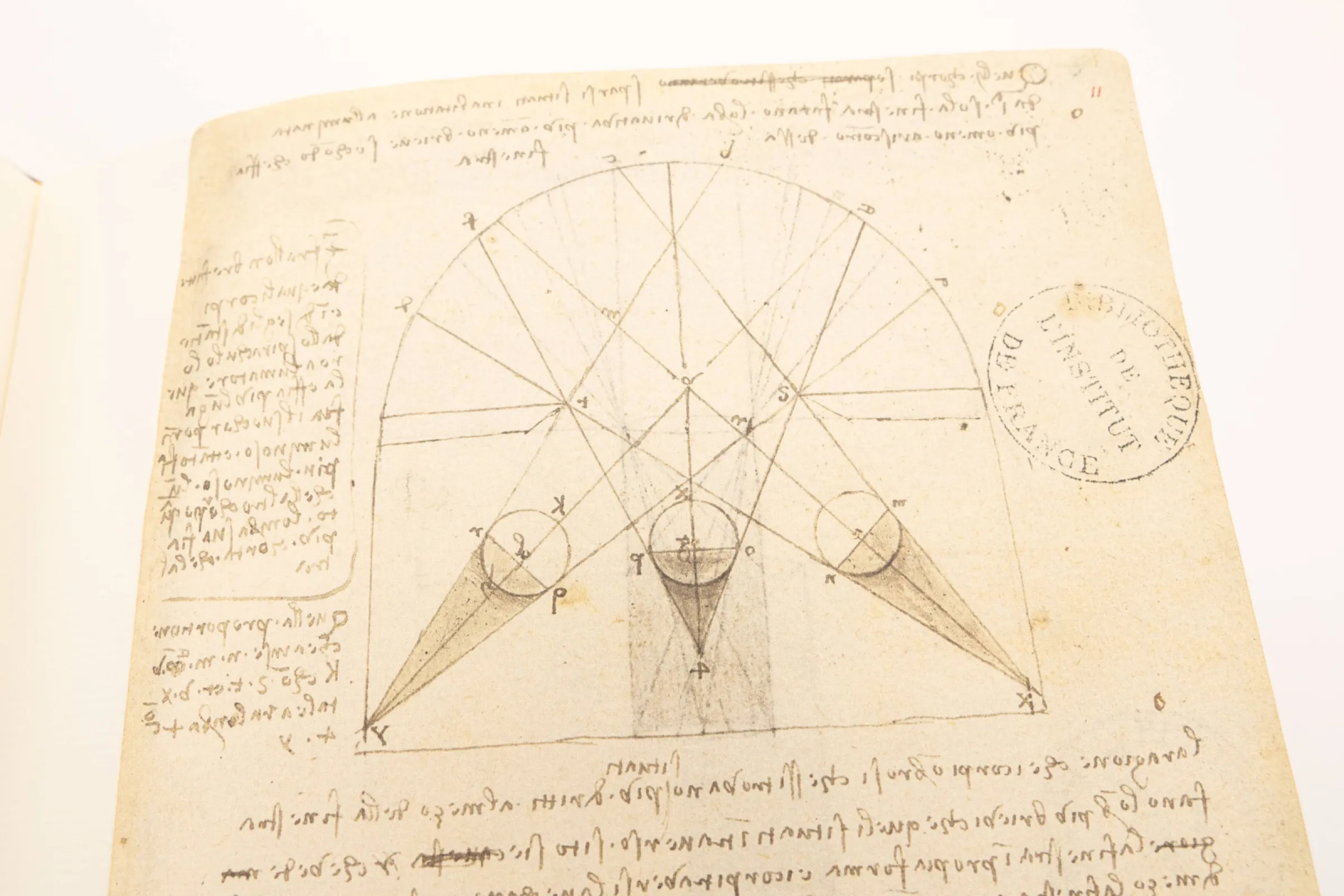 The 12 Notebooks of Leonardo da Vinci – A Glimpse into the Creative Mind of a Genius Ahead of His Time.