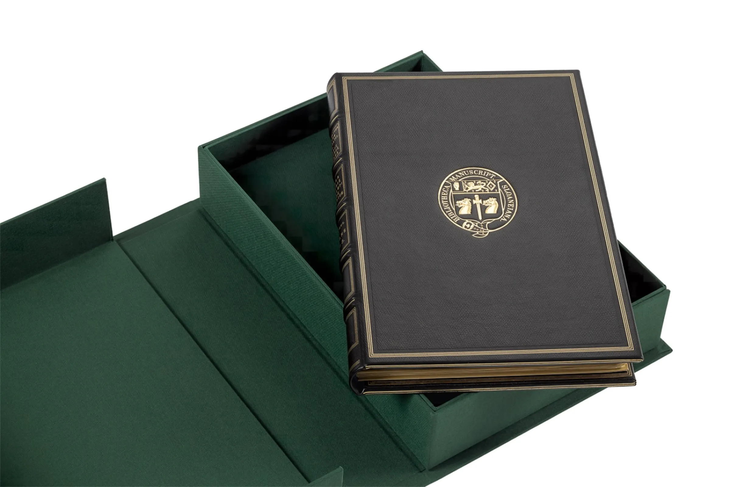The cover of the original, in classic black leather with the gilt embossed emblem of the Sloane Collection, has been exactly reproduced.