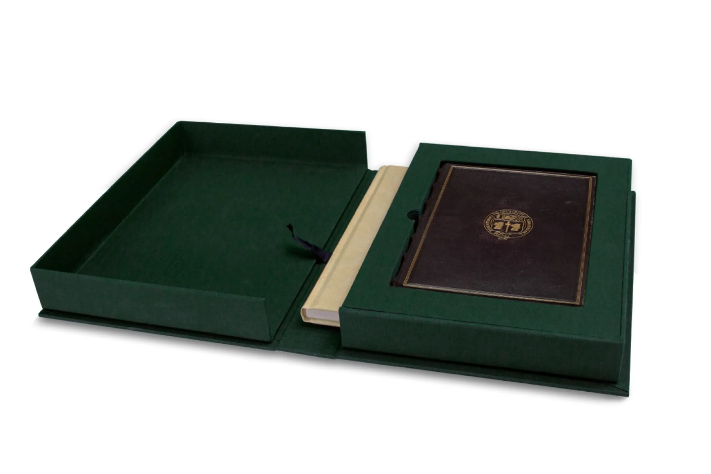 Page by page, we move through a garden of health, full of wonders, discovering medieval herb lore, pharmacology and surgery in a splendidly executed manuscript.