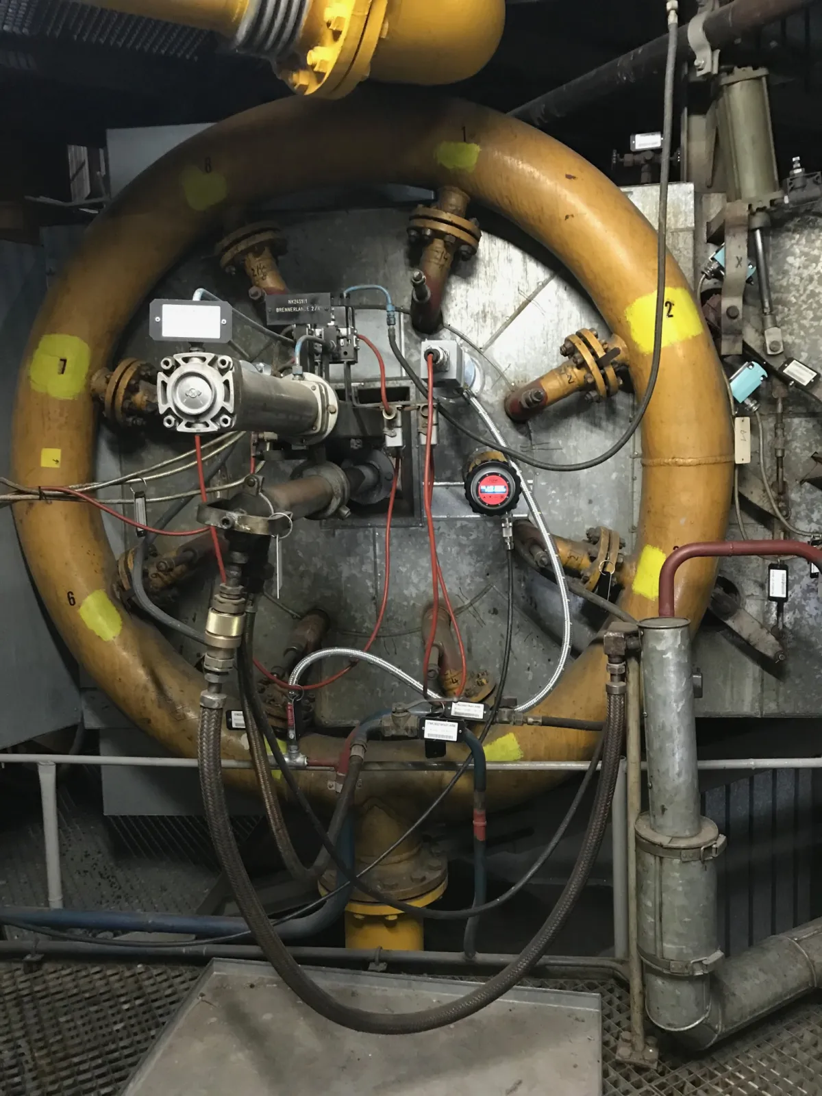 Flame scanners in use