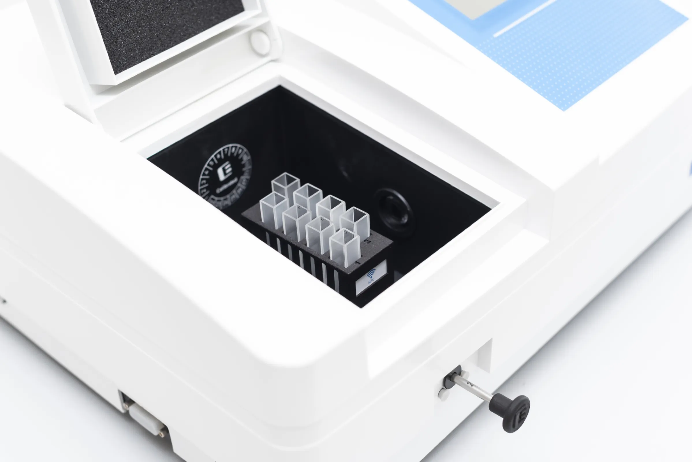 EMC-4FLASH2 with magnetic quick change cell holder for 8 pcs 10x10 mm cells