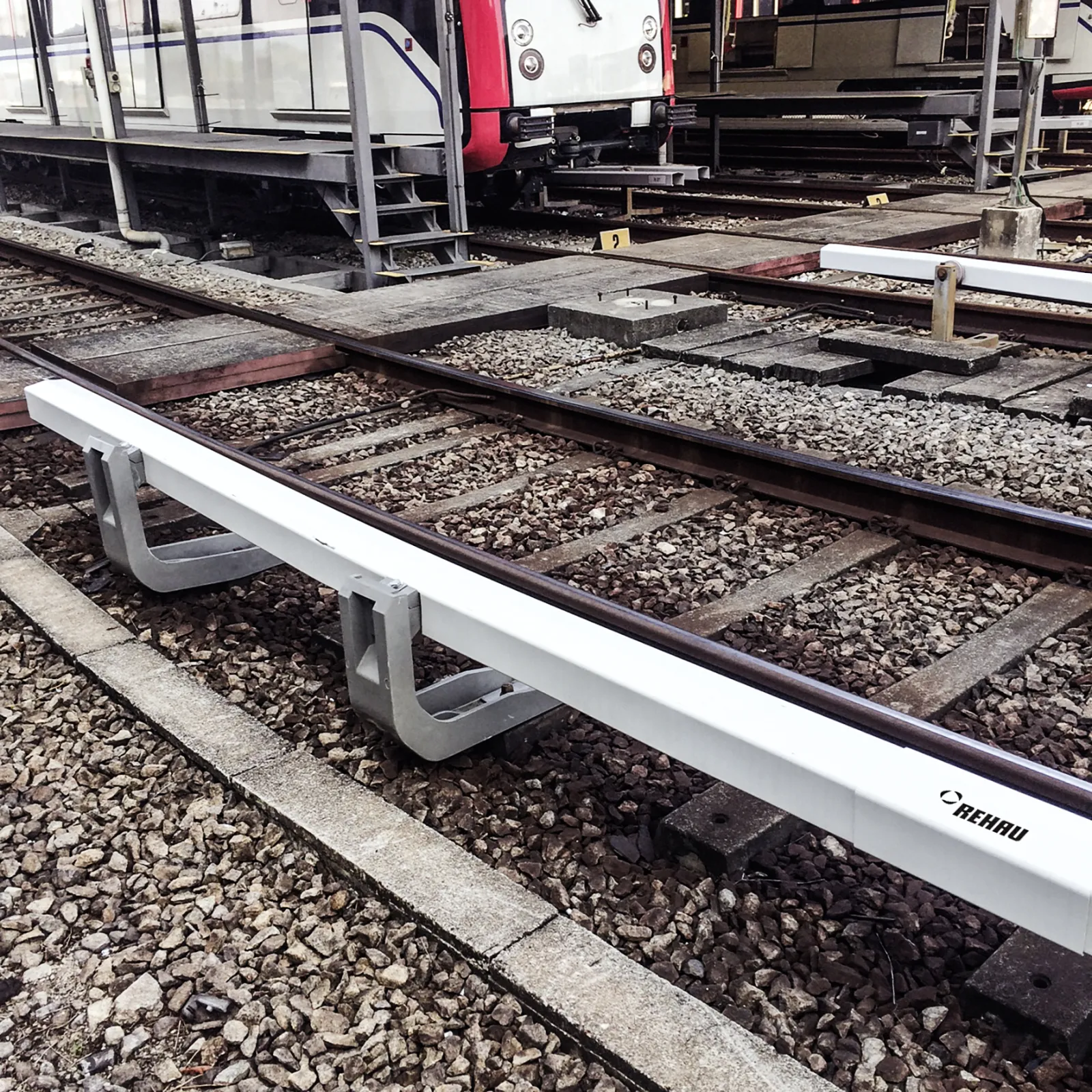 Kuala Lumpur (MY) - Bottom contact power rail