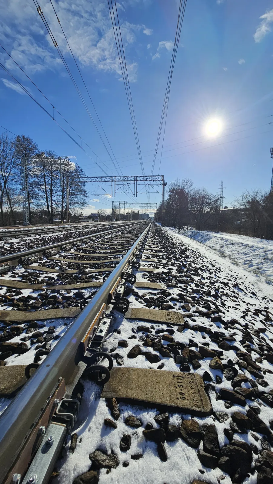 Weather resistant rail dampers