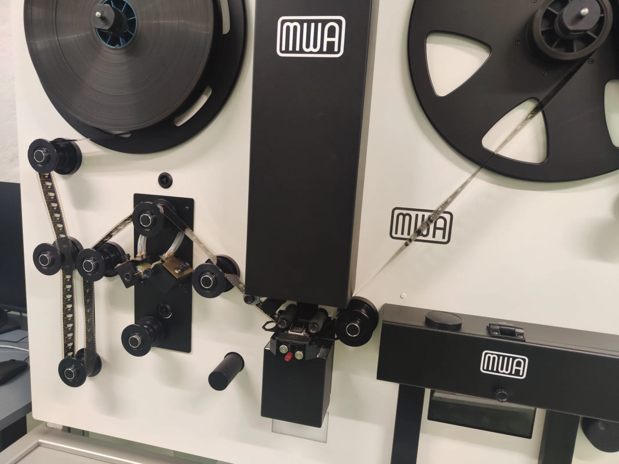 spinnr S2 with Easy Wet Gate 35mm