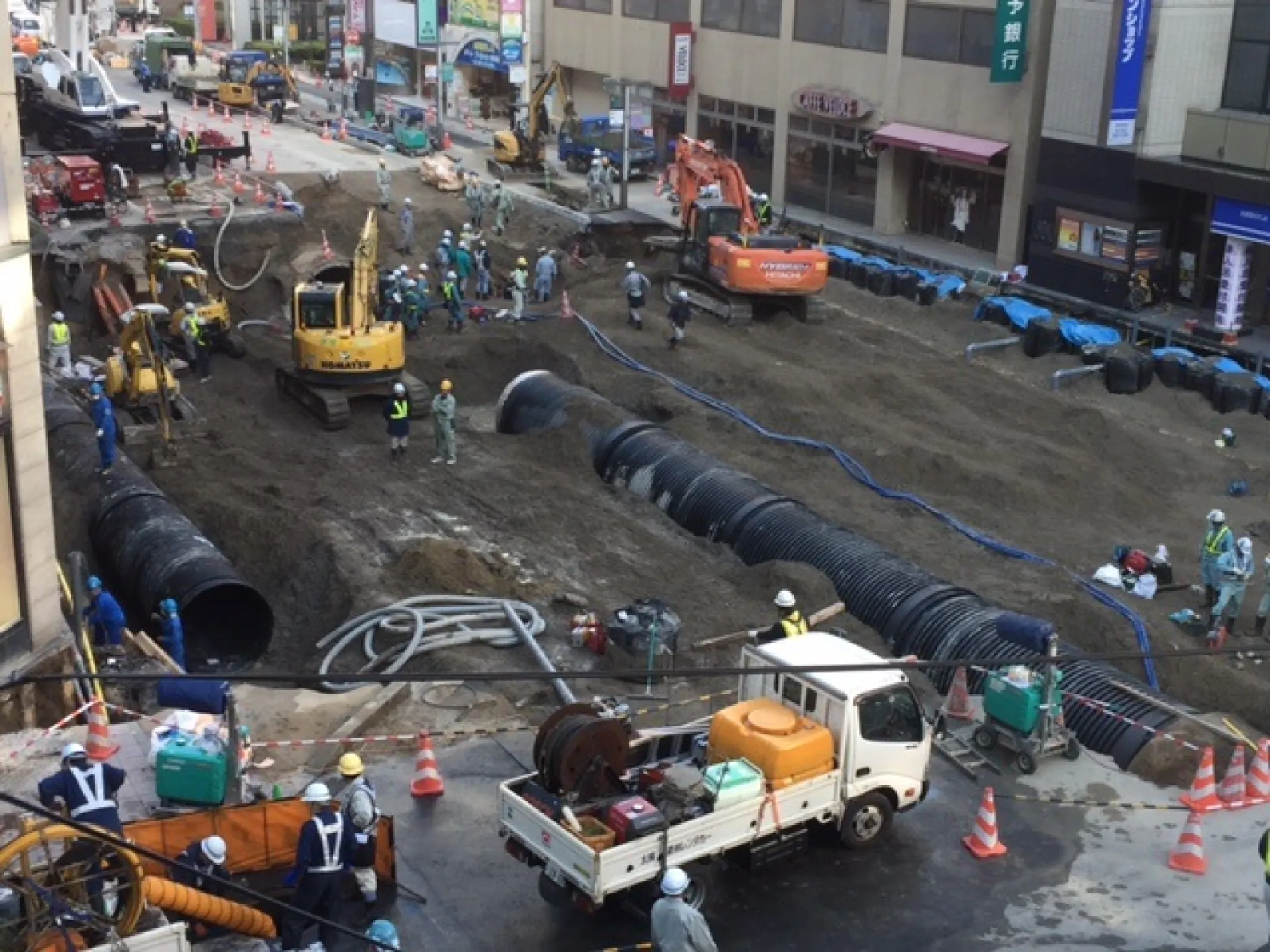 Road relining, Philippines