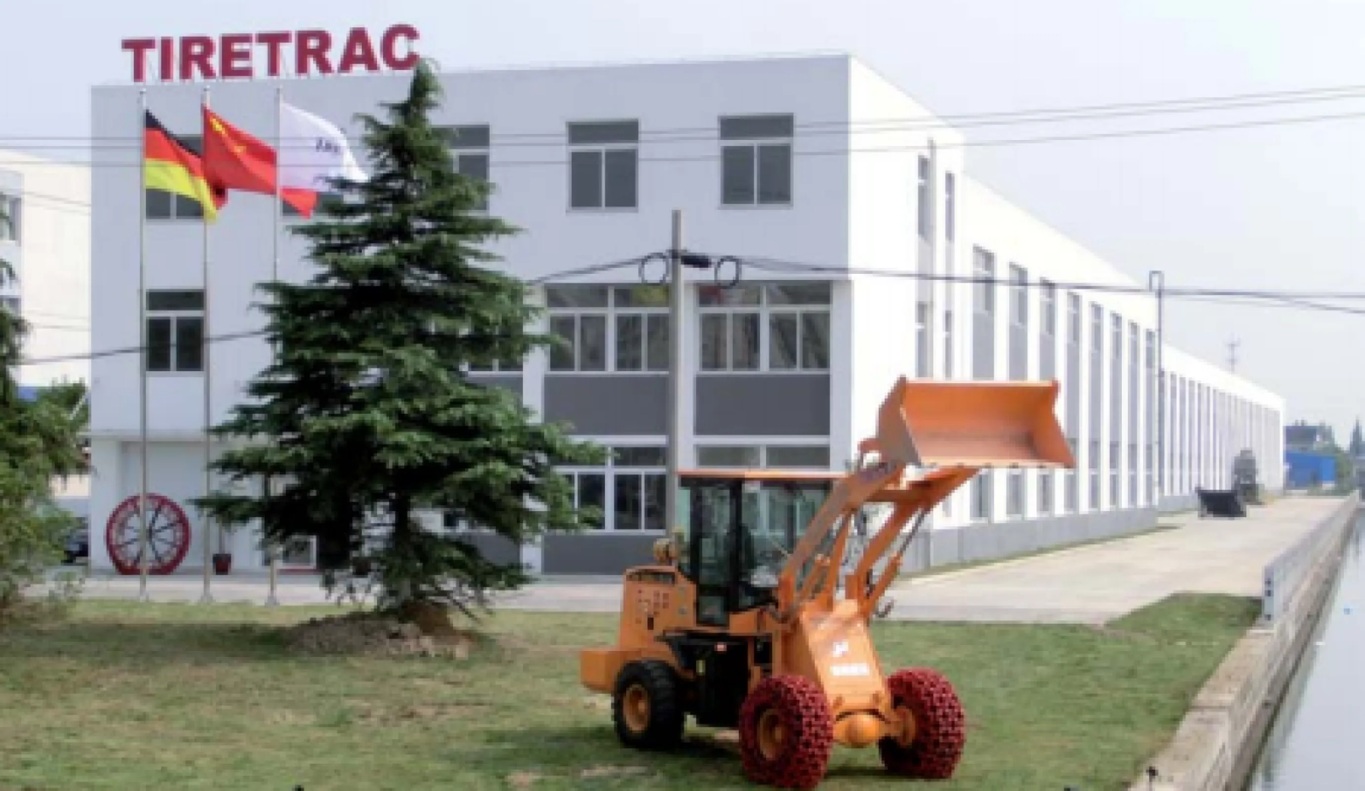 Zhangjiagang Tiretrac special equipment co.ltd