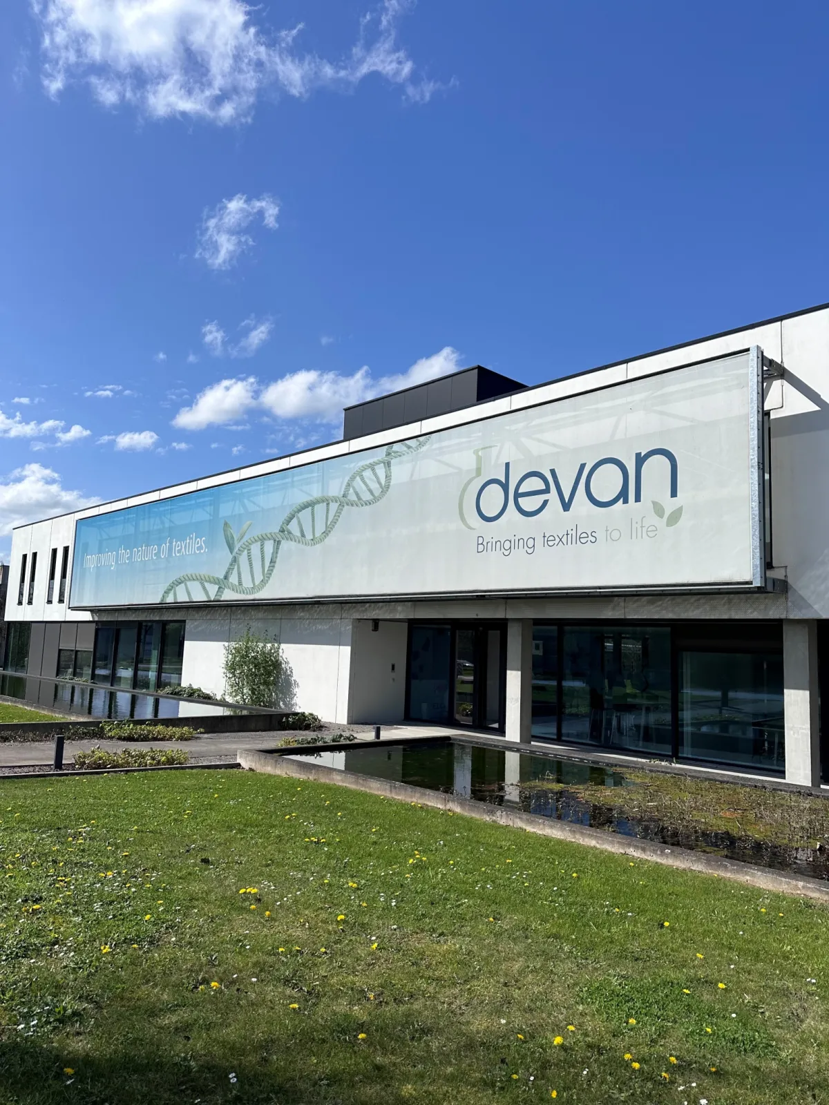 Devan, Ronse, Belgium
