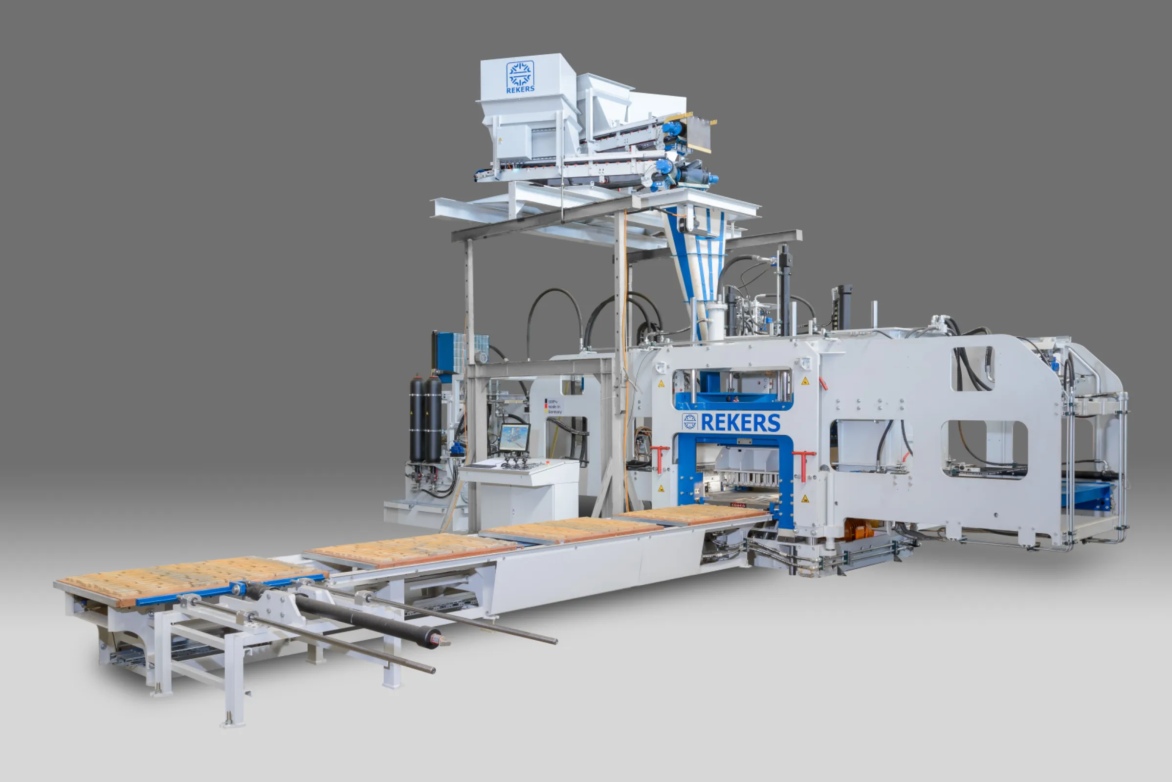 REKERS RS2 block and paver machine