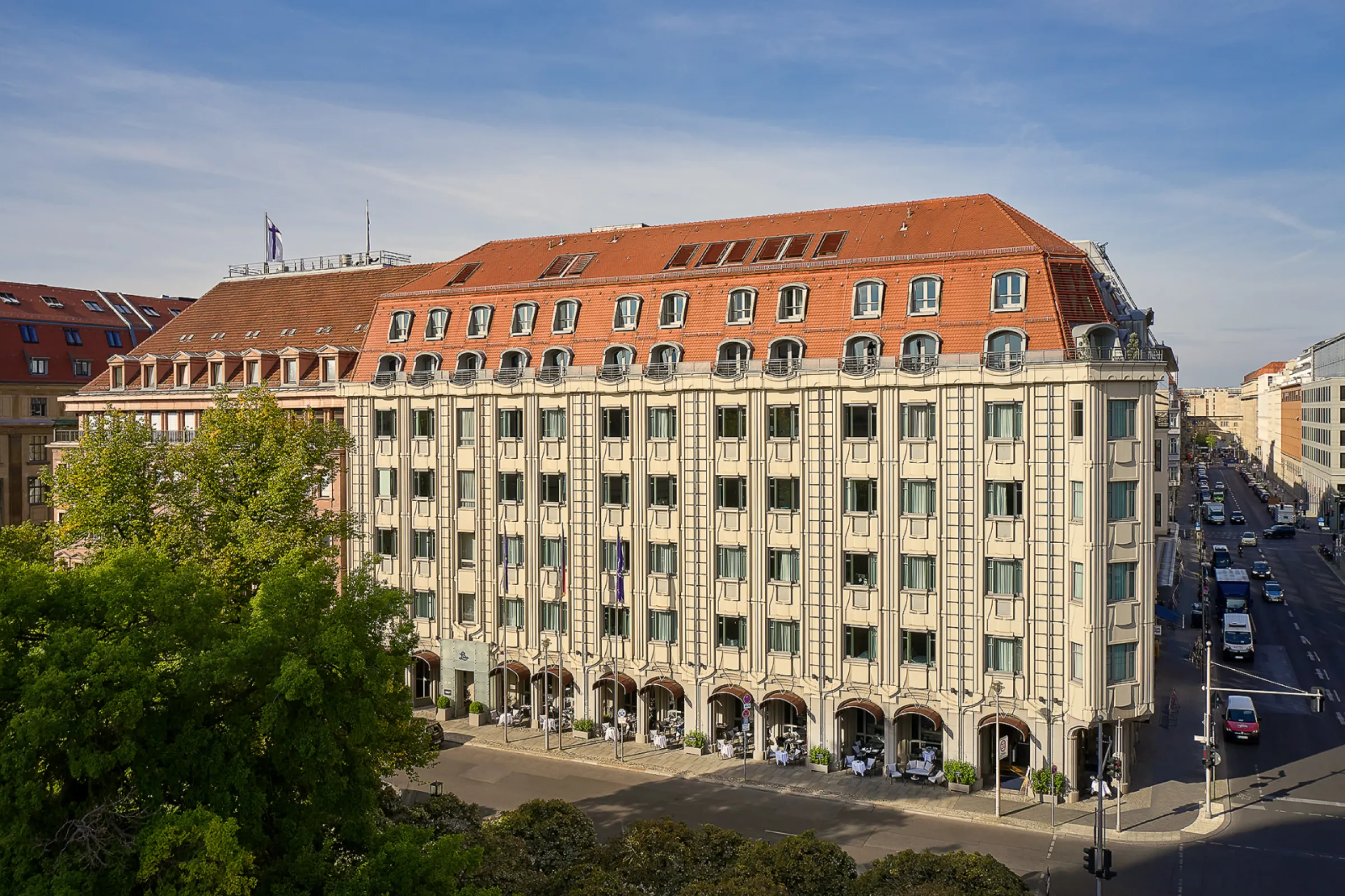 Hotel Luc - Exterior