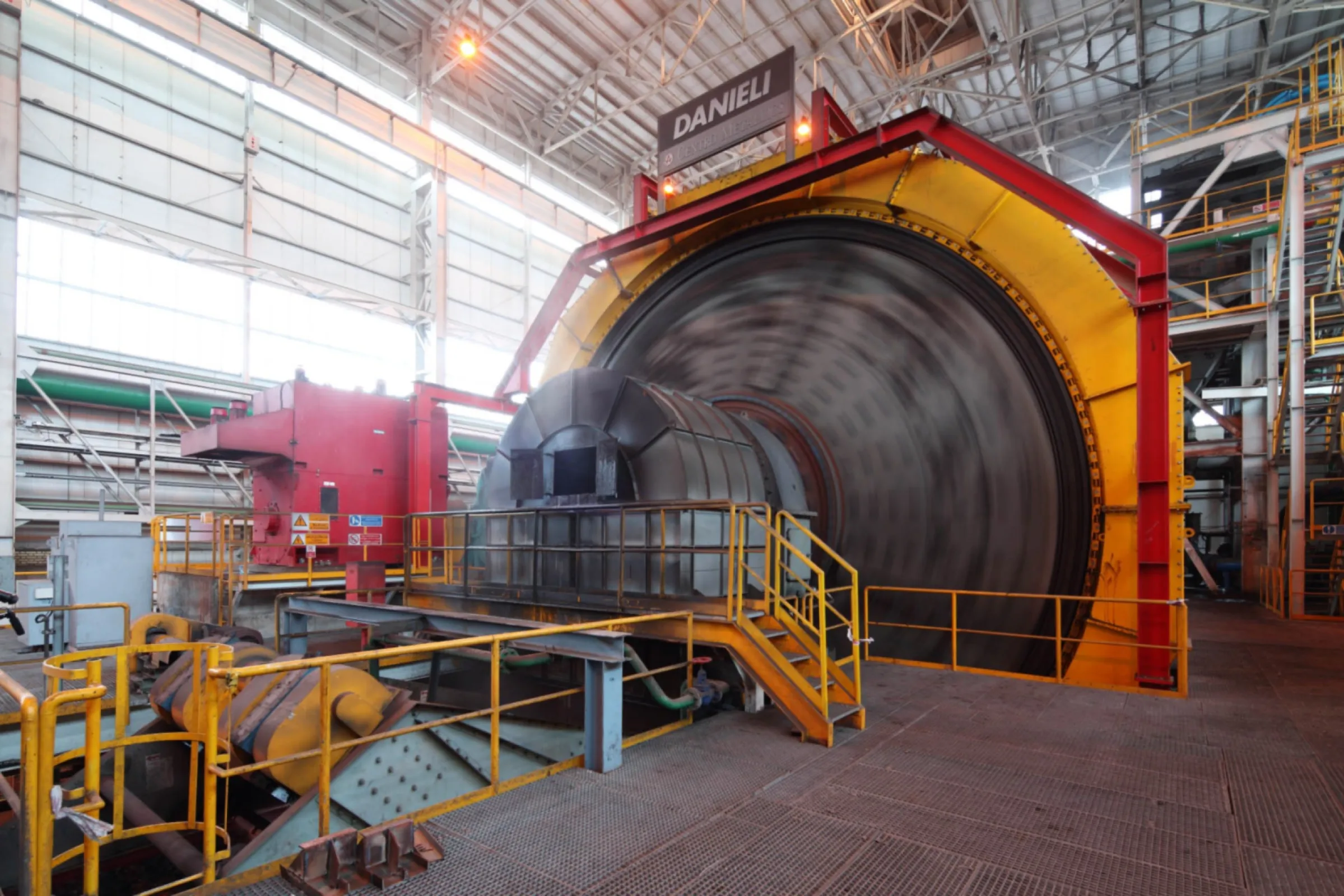 SAG-Mill for Primary Grinding, 700 t/h, 6.75MW