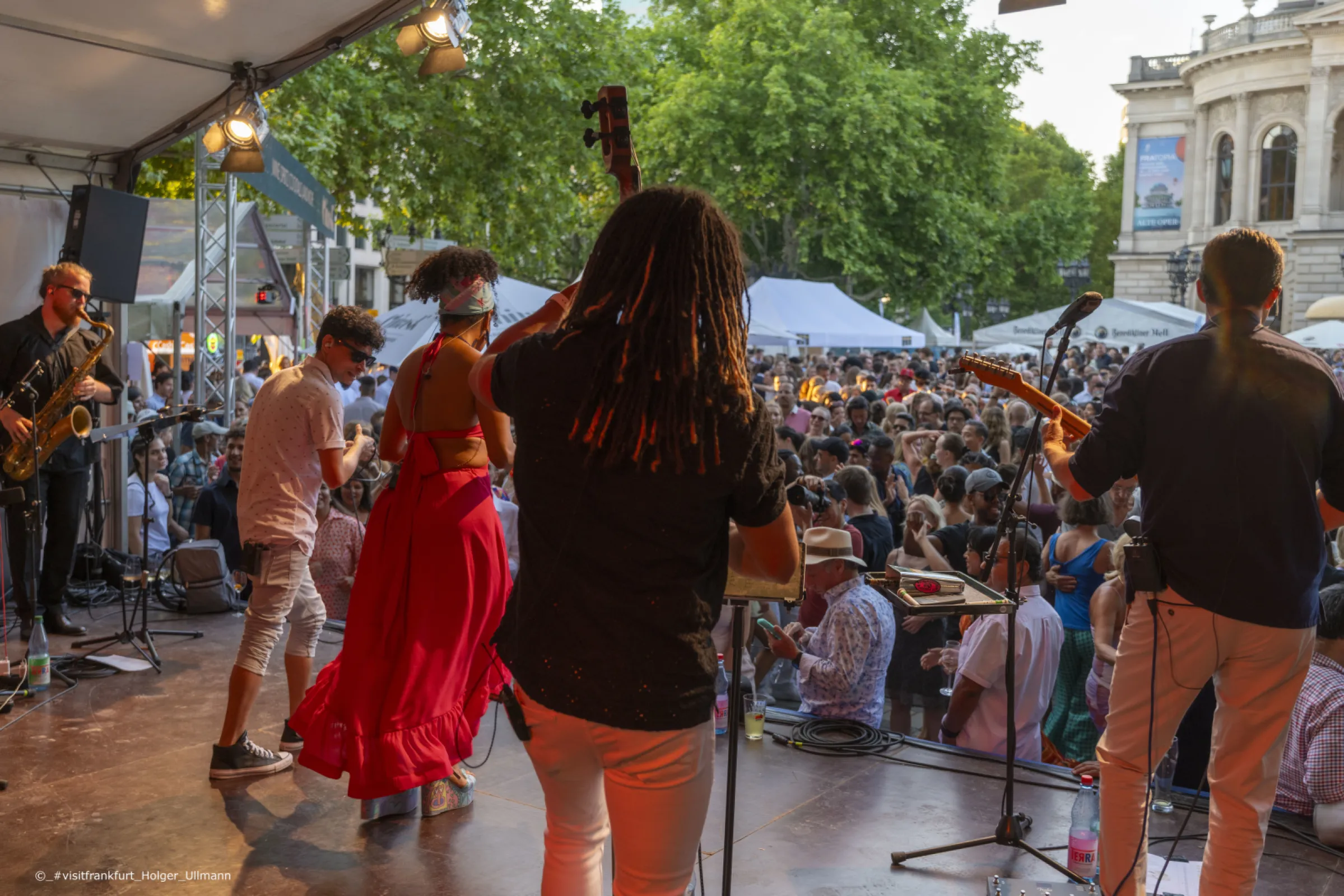 Opera Square Festival