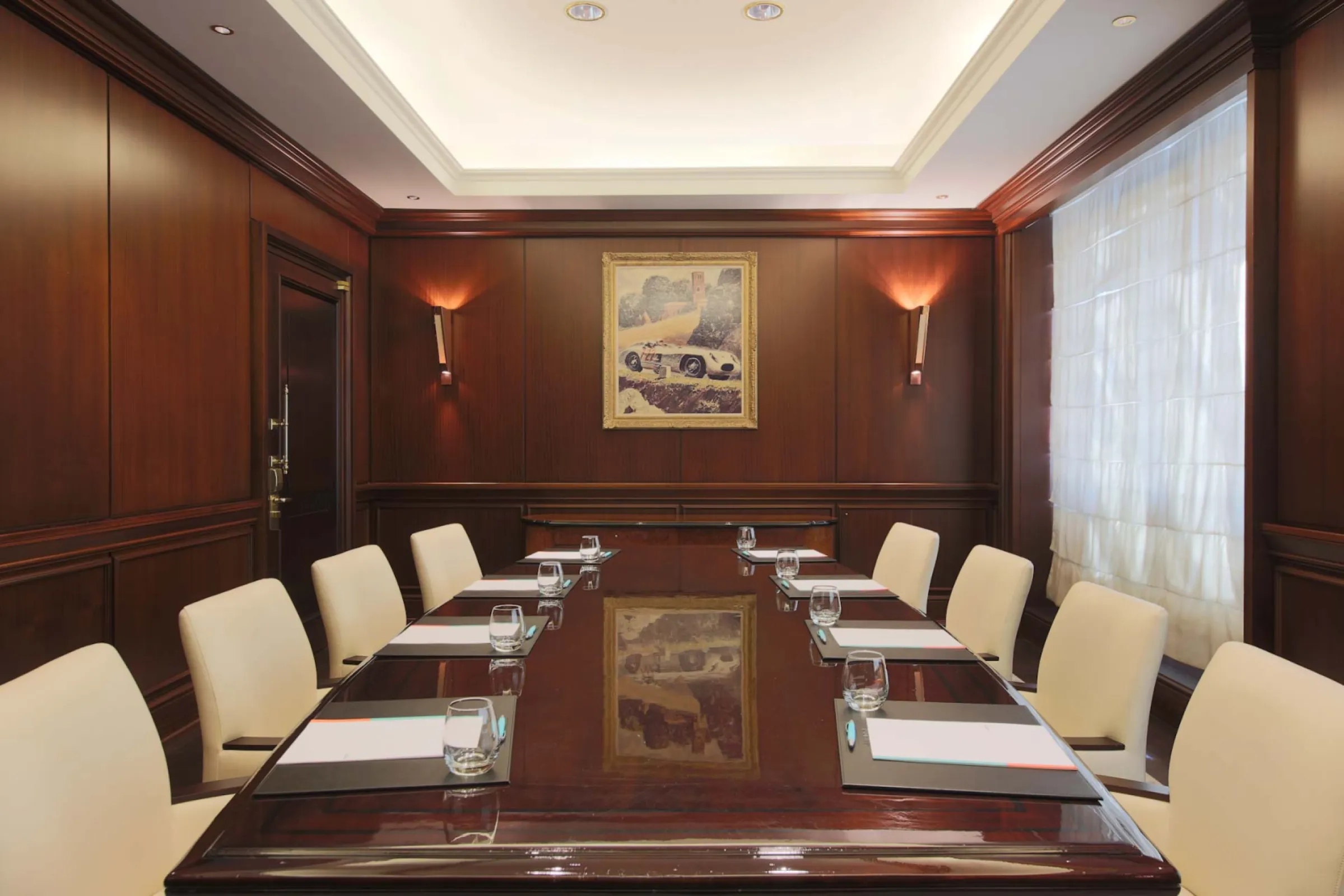 Le Méridien Stuttgart - Daimler board room for up to 10 pax