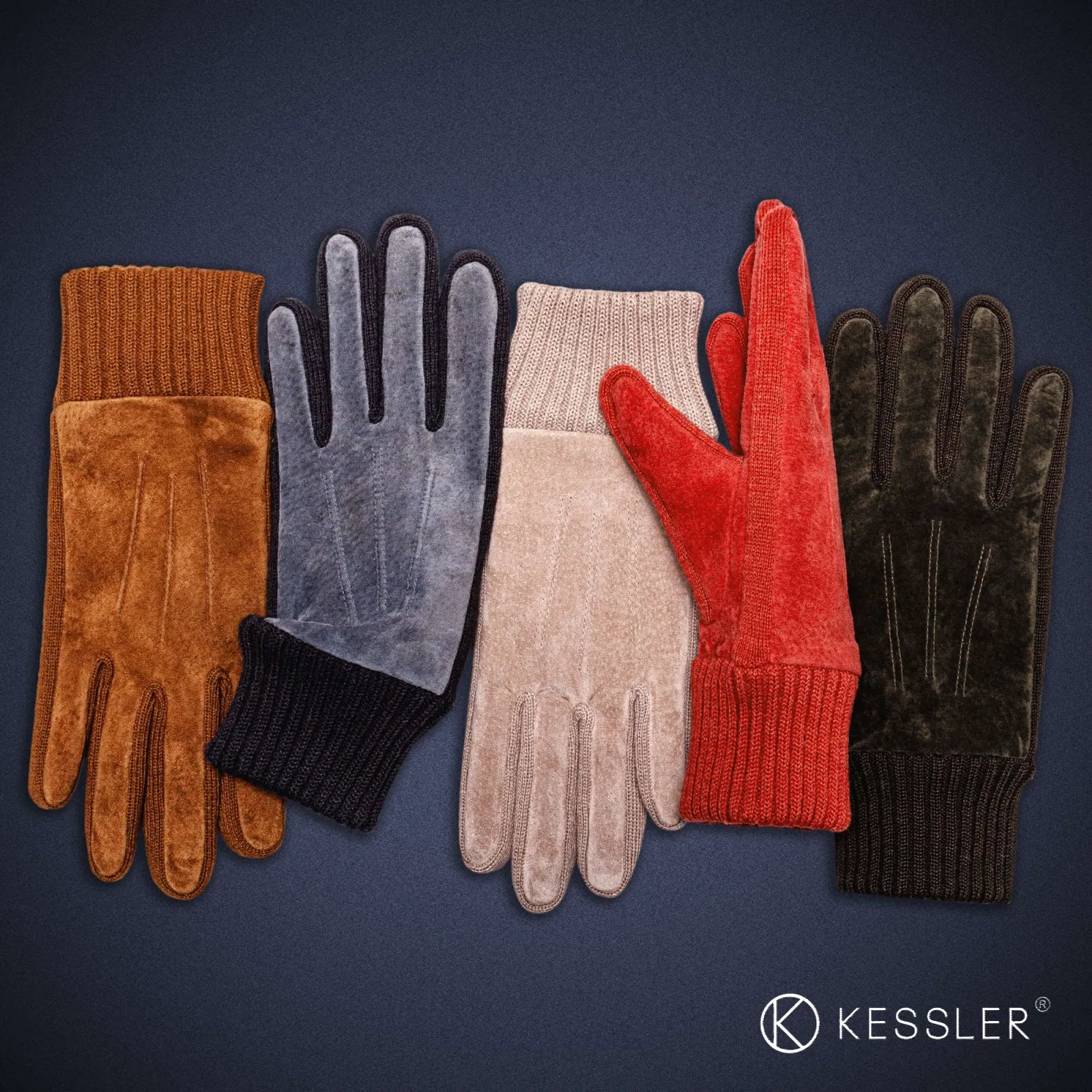 Contemporary casual gloves for men and women, combining soft suede leather, knitted details, and everyday comfort with effortless style.