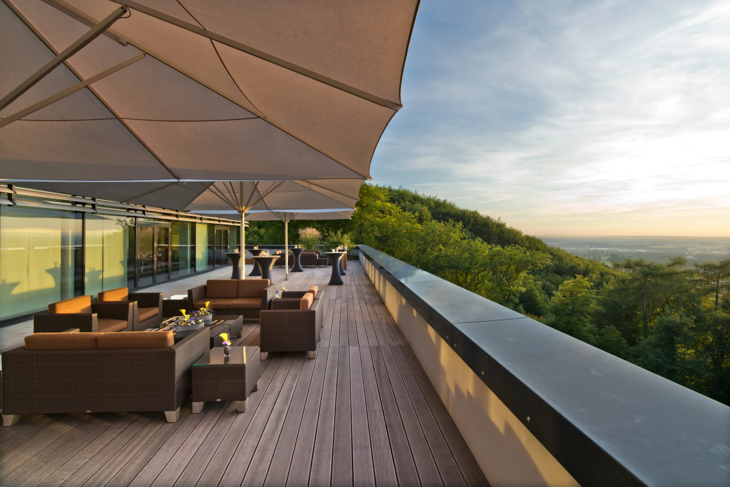 Boardmeeting Patio