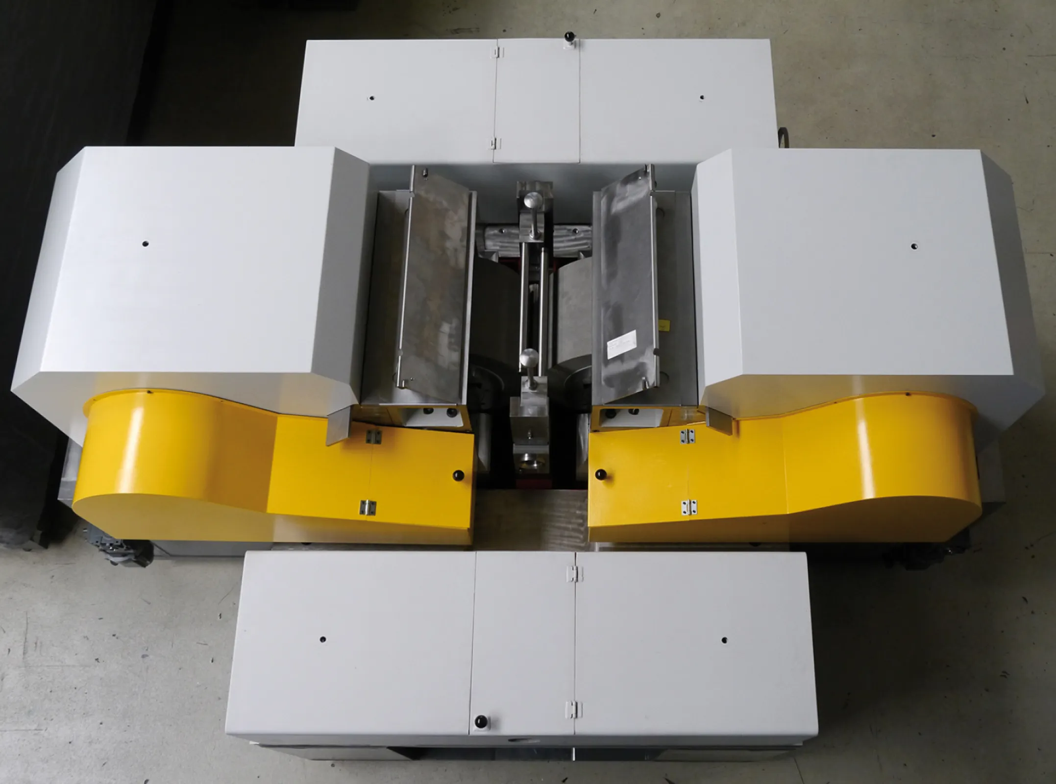 Centerless grinding machines