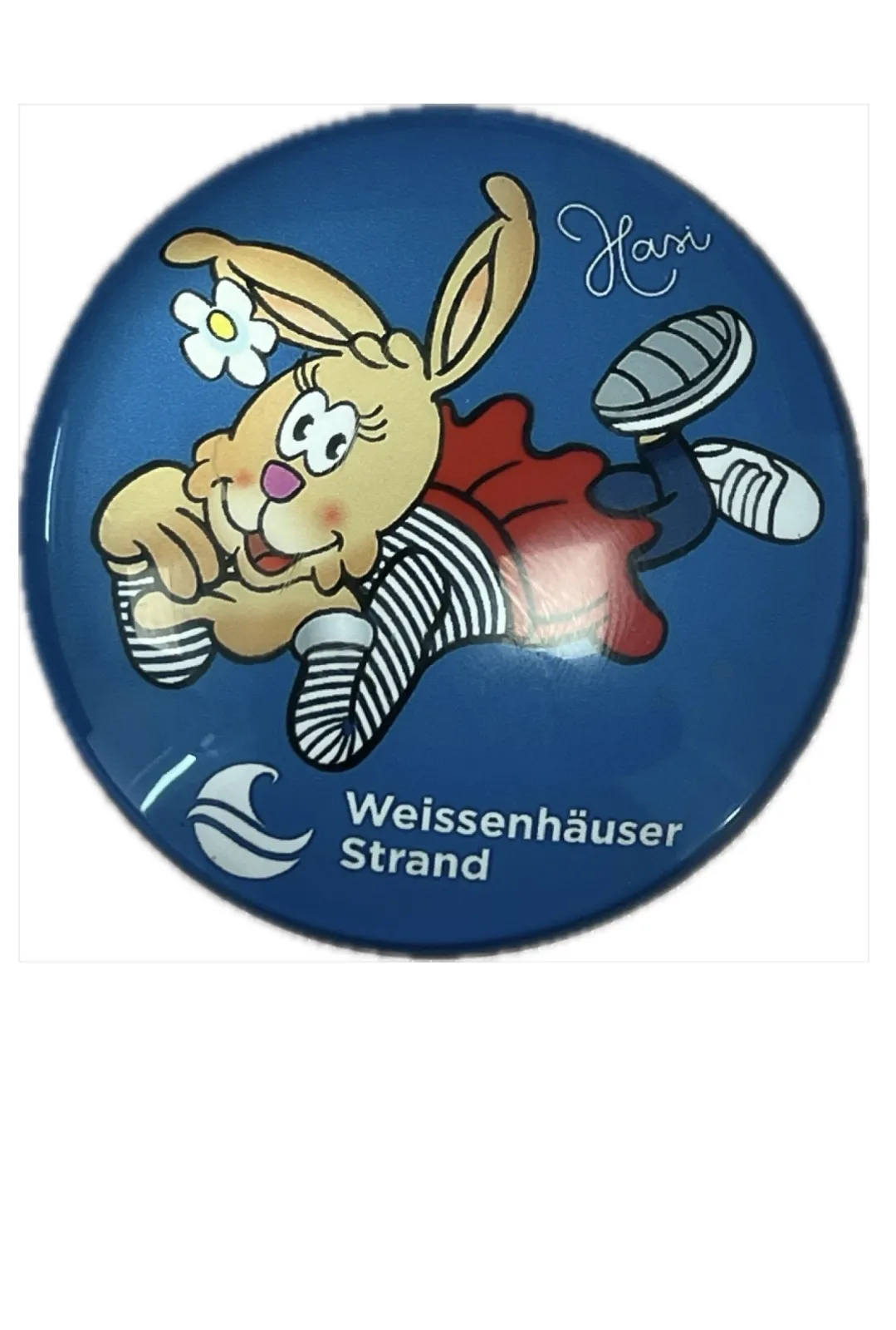 Our personalized magnets feature brilliant colors and high-quality printing for a vibrant look. Customized with your logo and design, they are a practical and memorable promotional item.