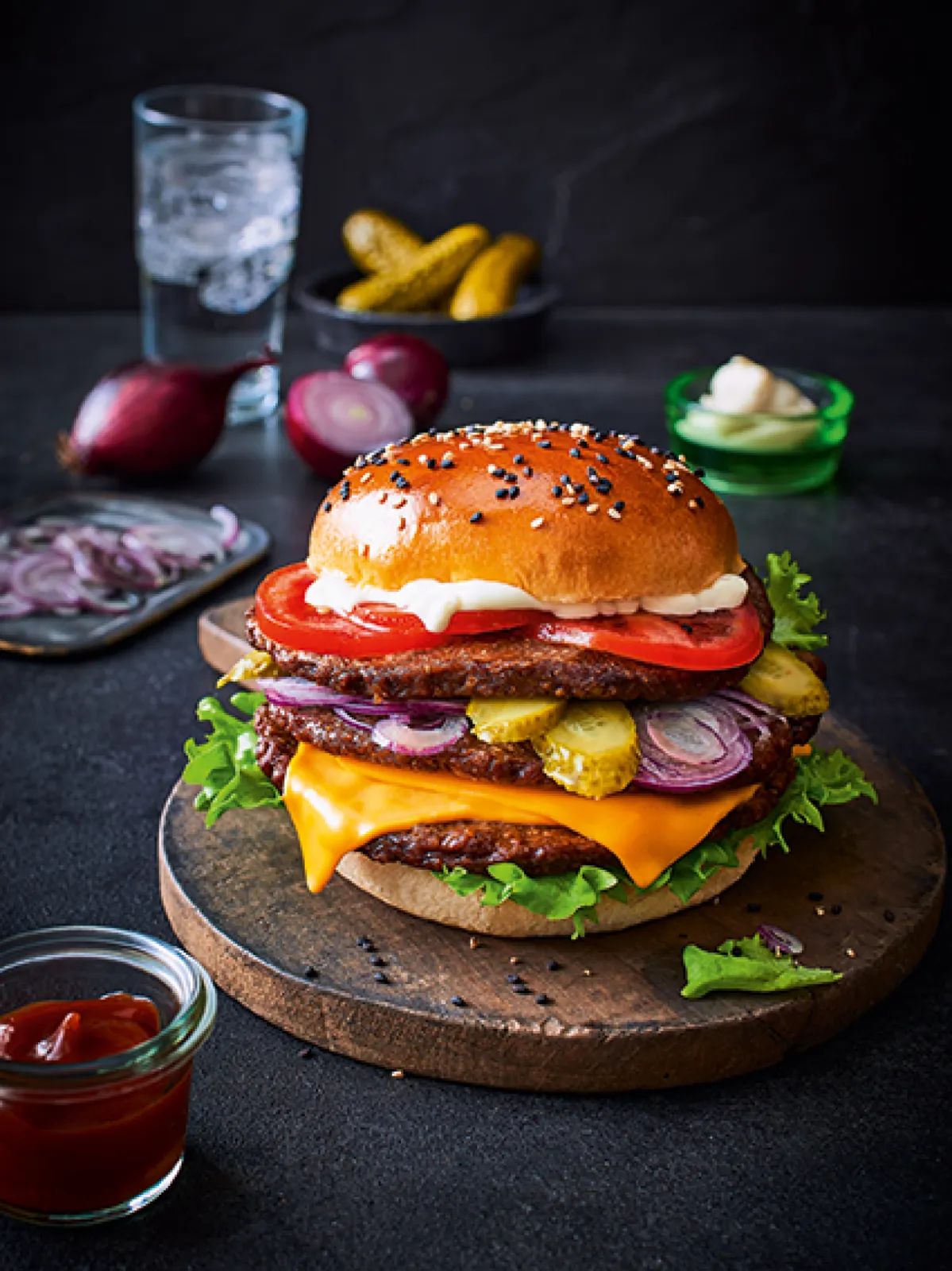 Vegan smash burger patties