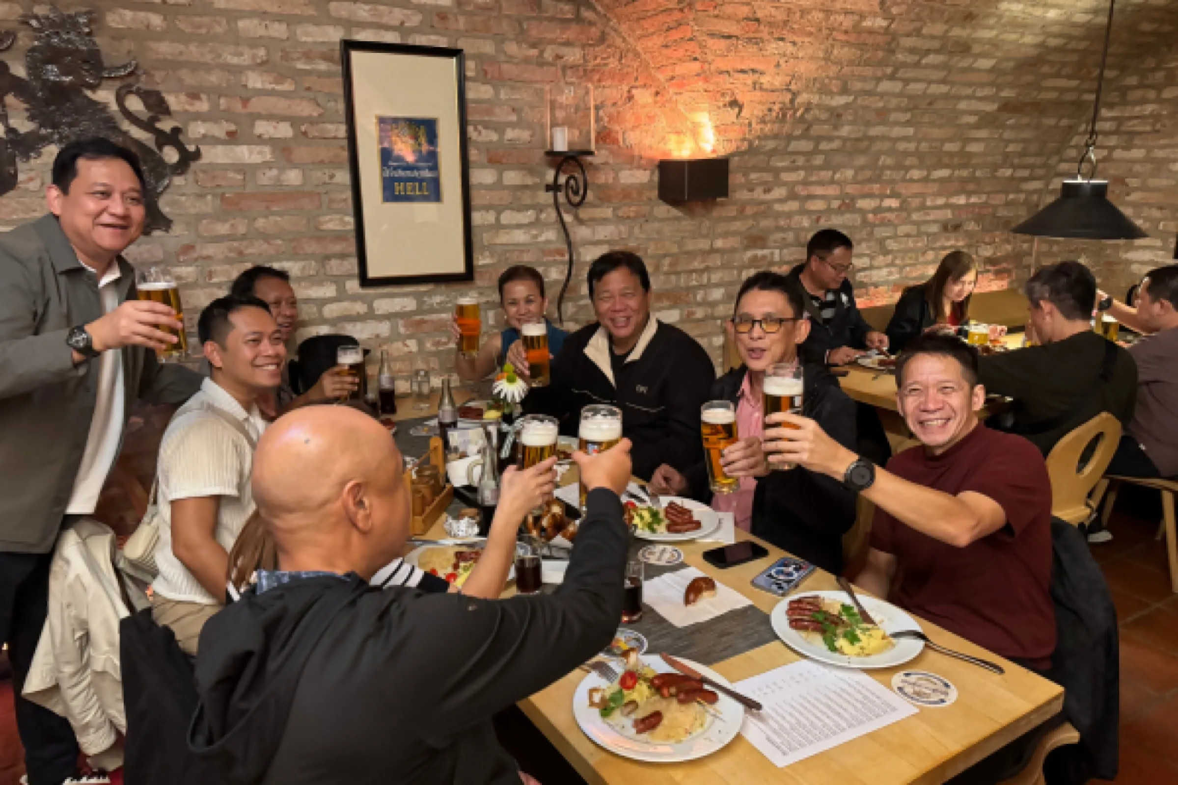 Dining & Networking Experiences