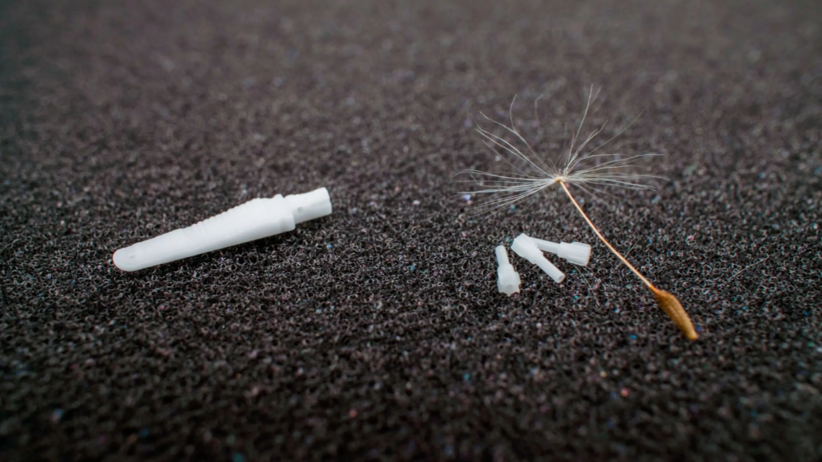 Components smaller than a dandelion seed, featuring internal channels, fine structures, and functional integration—ceramic 3D printing enables new possibilities in series production.