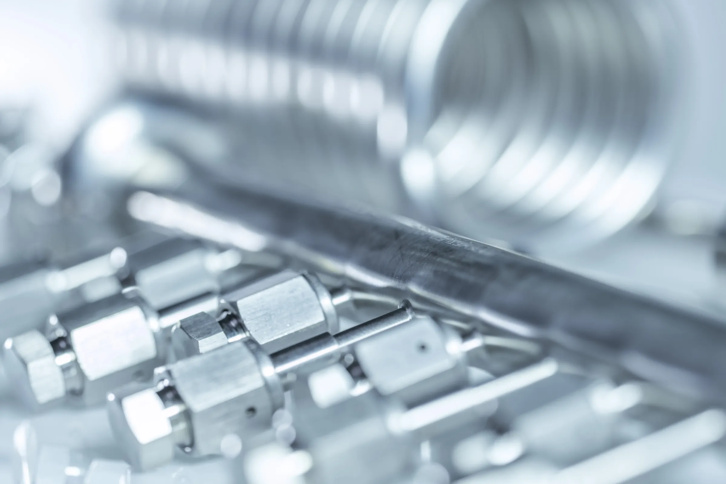 Complex tubing components with various branch options (UHP face seal fittings, ball valves, diaphragme valves, etc.)