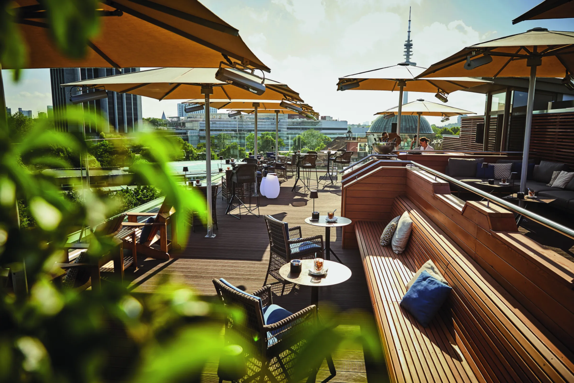 Top Seven Roof Bar