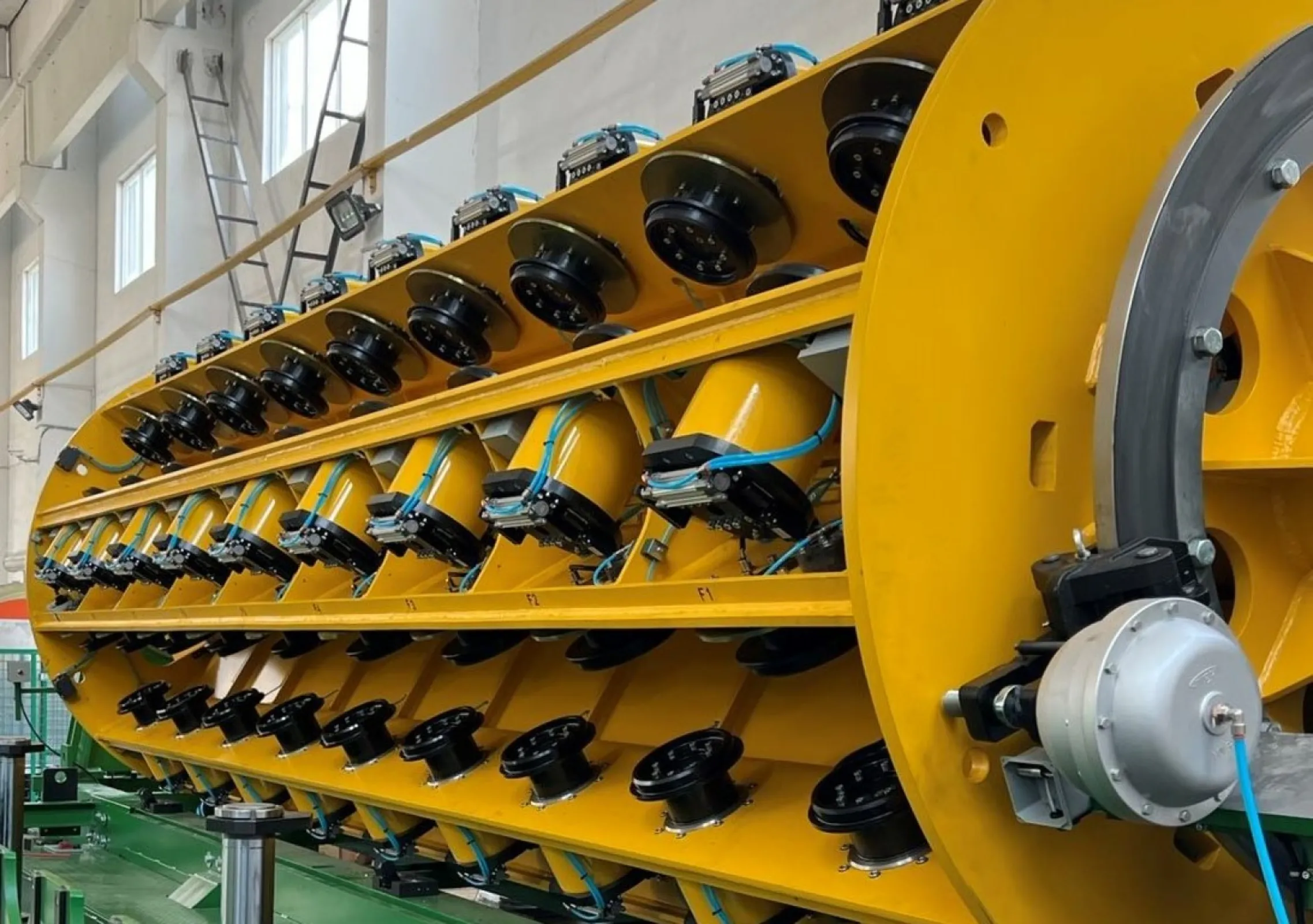 Rigid Strander and Screening Cage