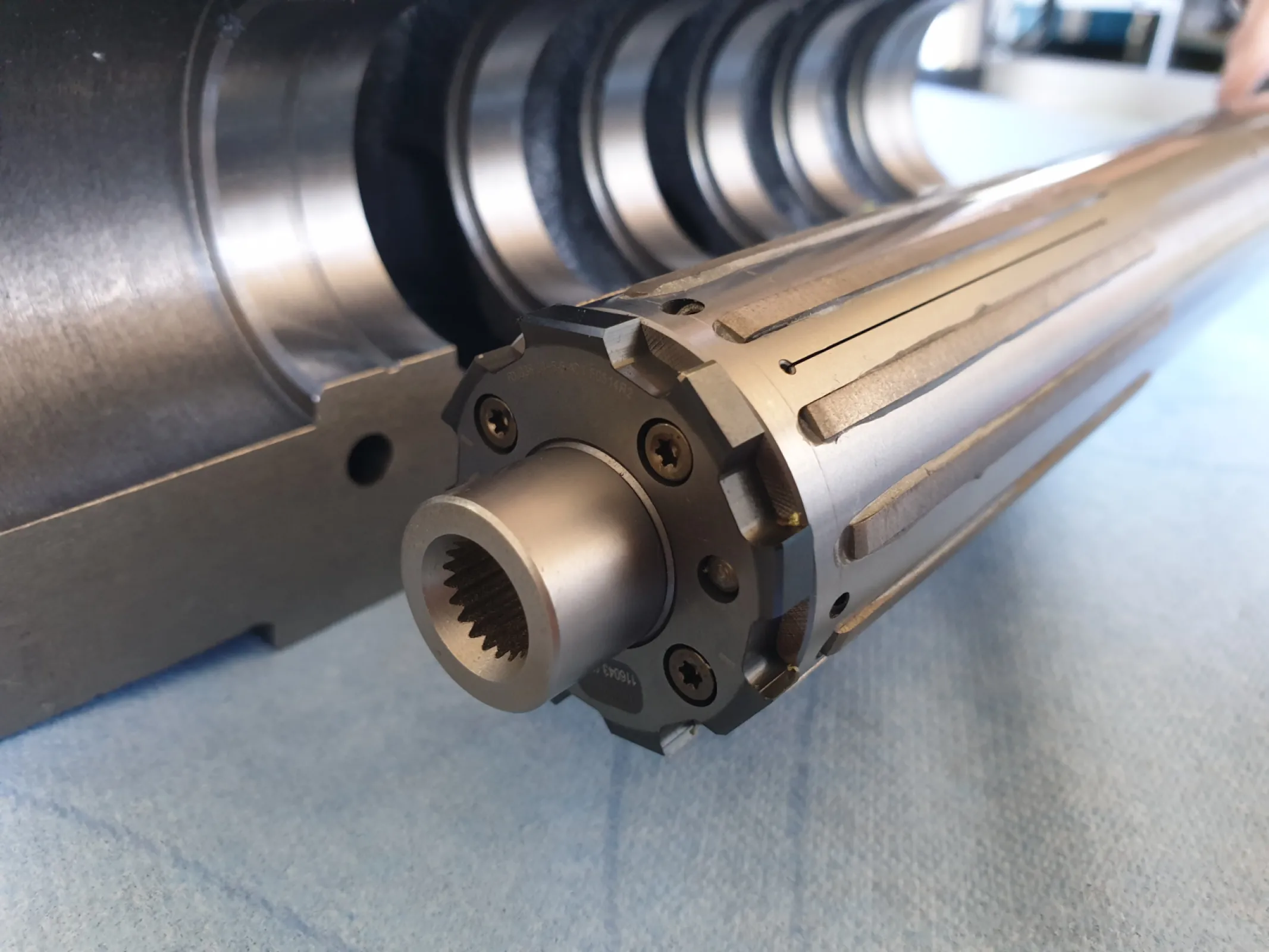 FDream tool for hydraulic manifolds