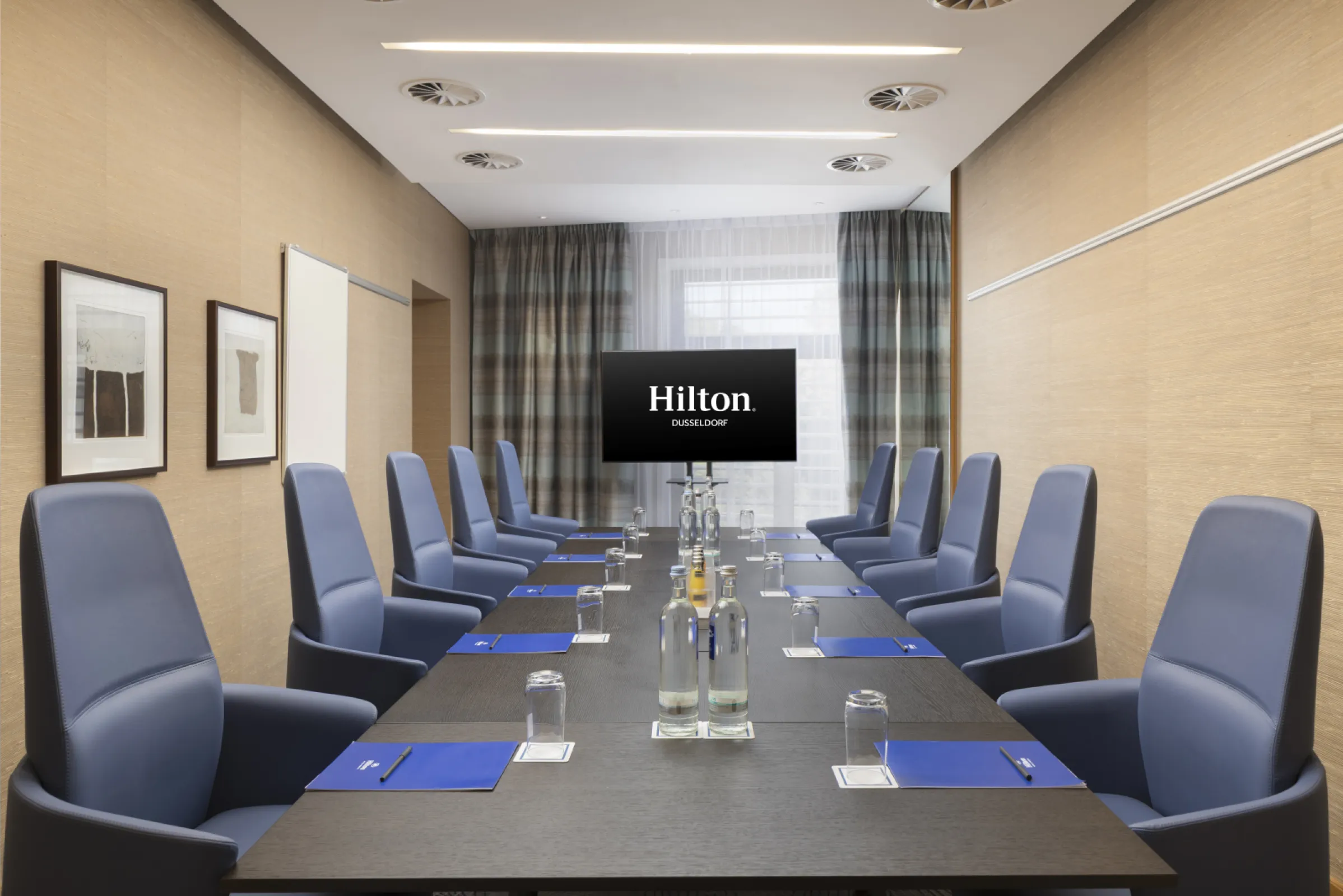 Boardroom - 10 PAX