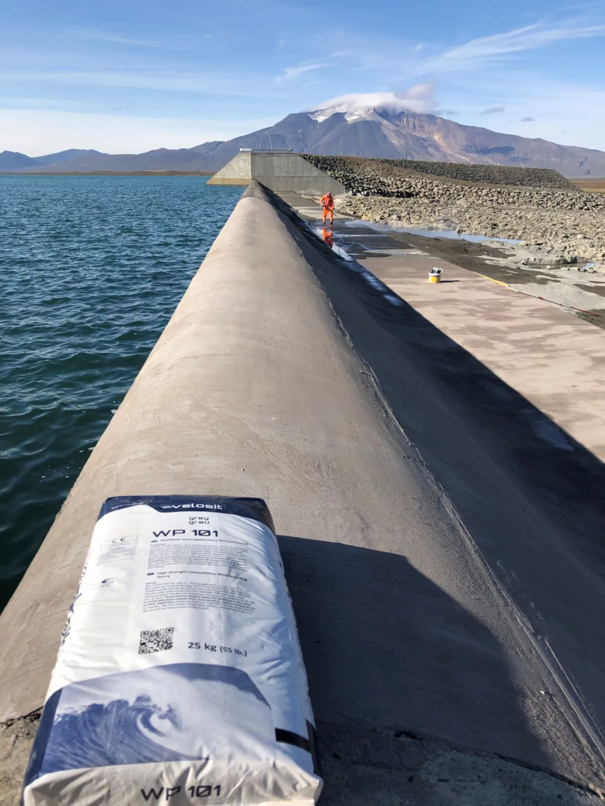 Karahnjukar Island Dam - Waterproofing with VELOSIT WP 101