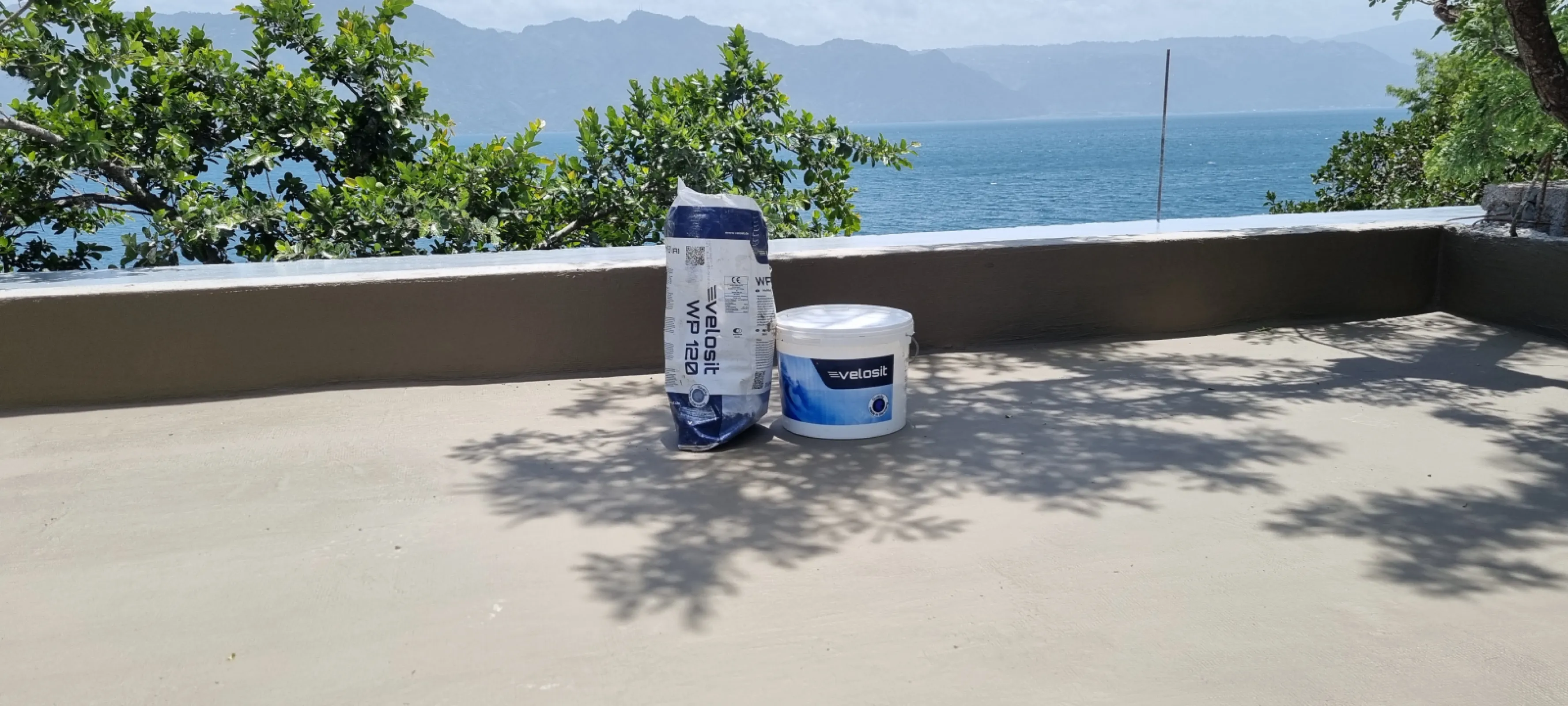Lake Atitlan, Guatemala - Waterproofing a Terrace with VELOSIT WP 120