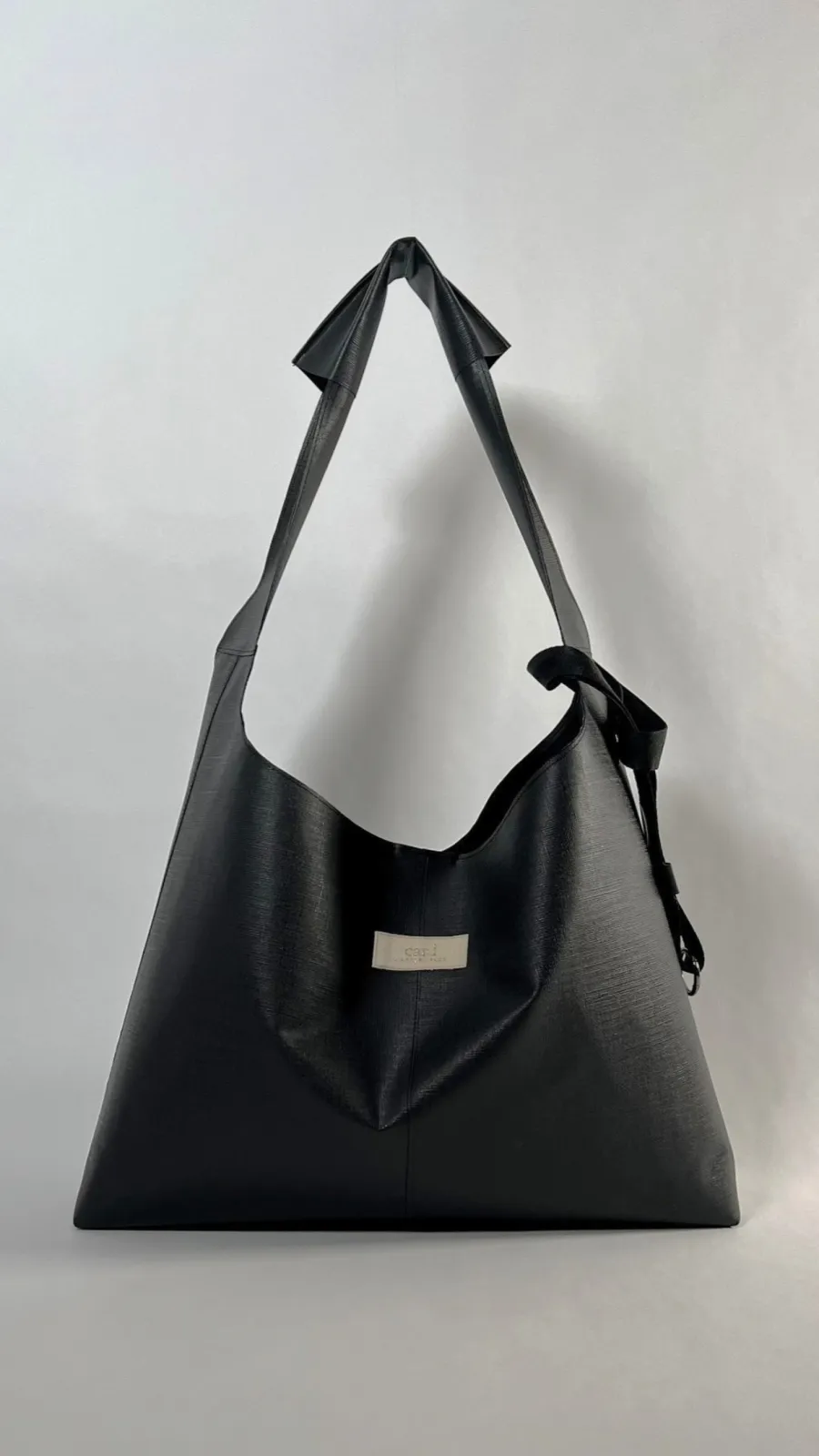 carl MASTERPIECES Hobo-Shopping-Bag, Model N°3, Anthracite Grey