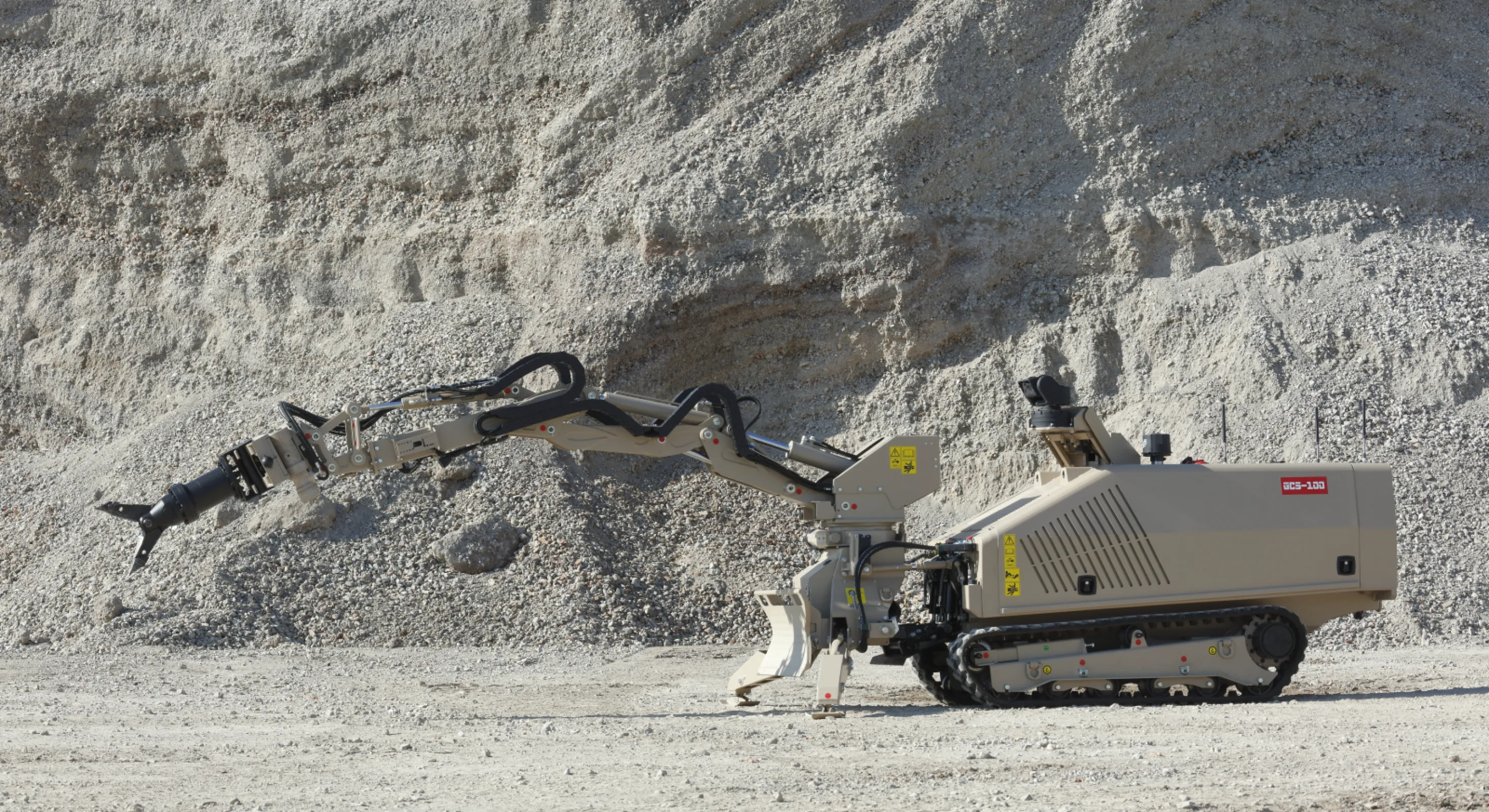GCS-100 with Manipulator and Shear Spreader Tool with cutting and spreading functions