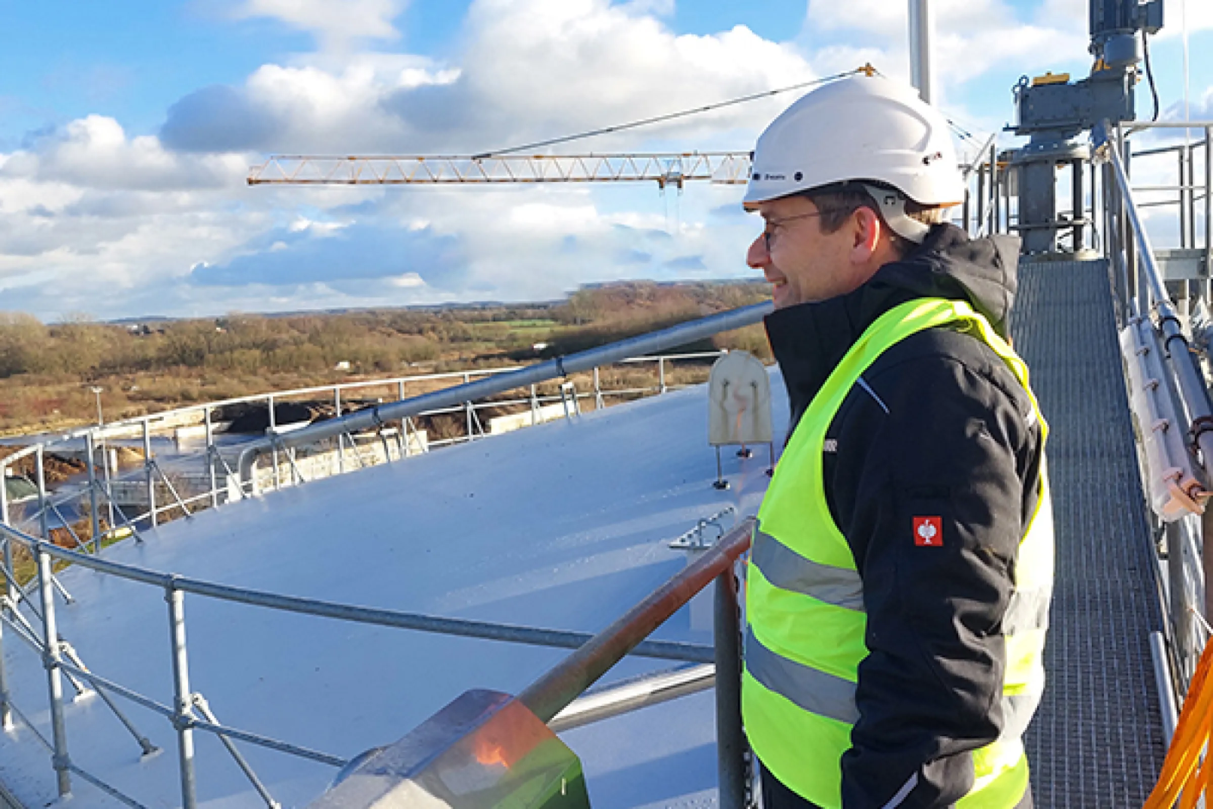 Supporting customers during project implementation and commissioning
