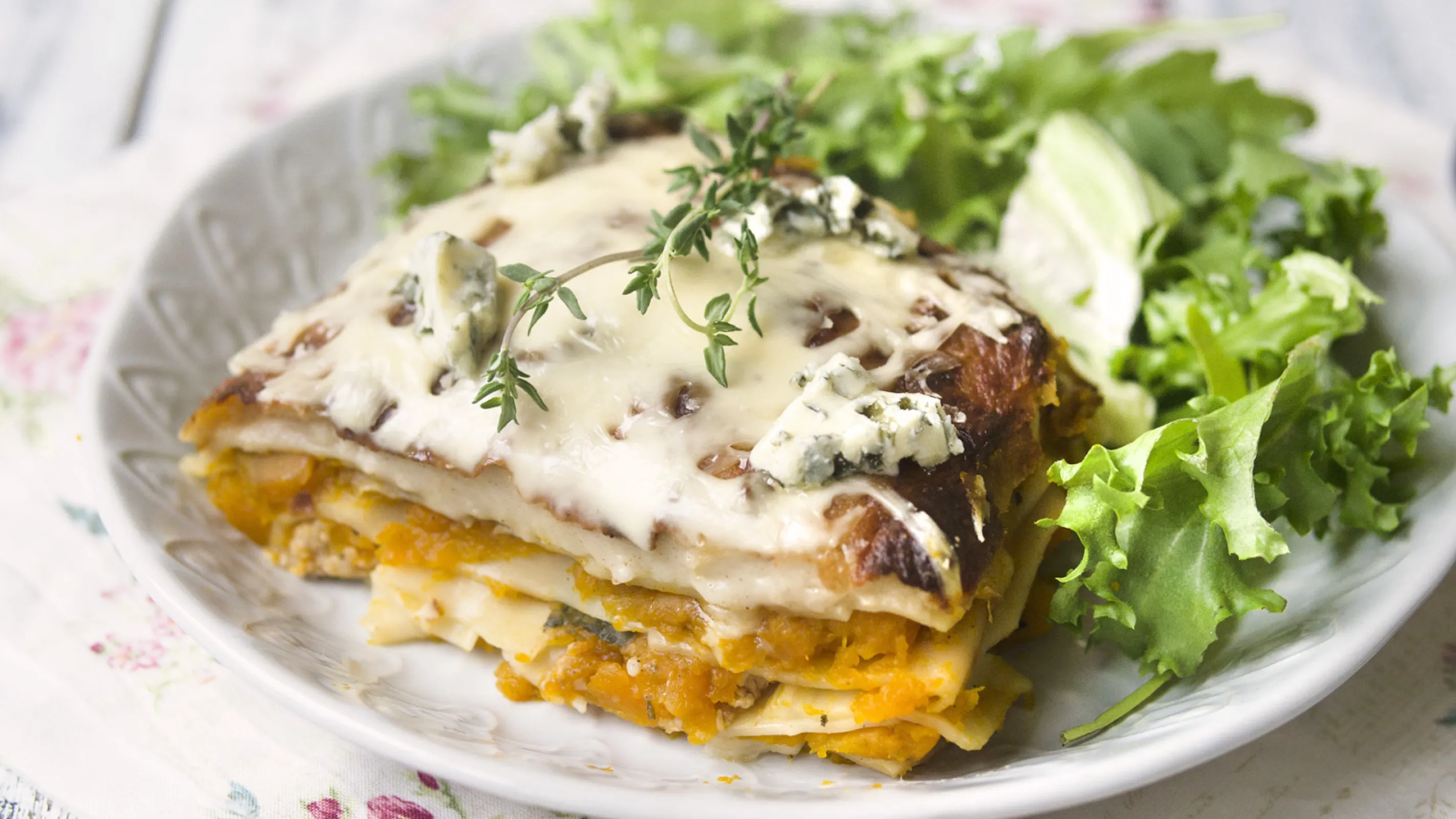 Lasagne with cheese