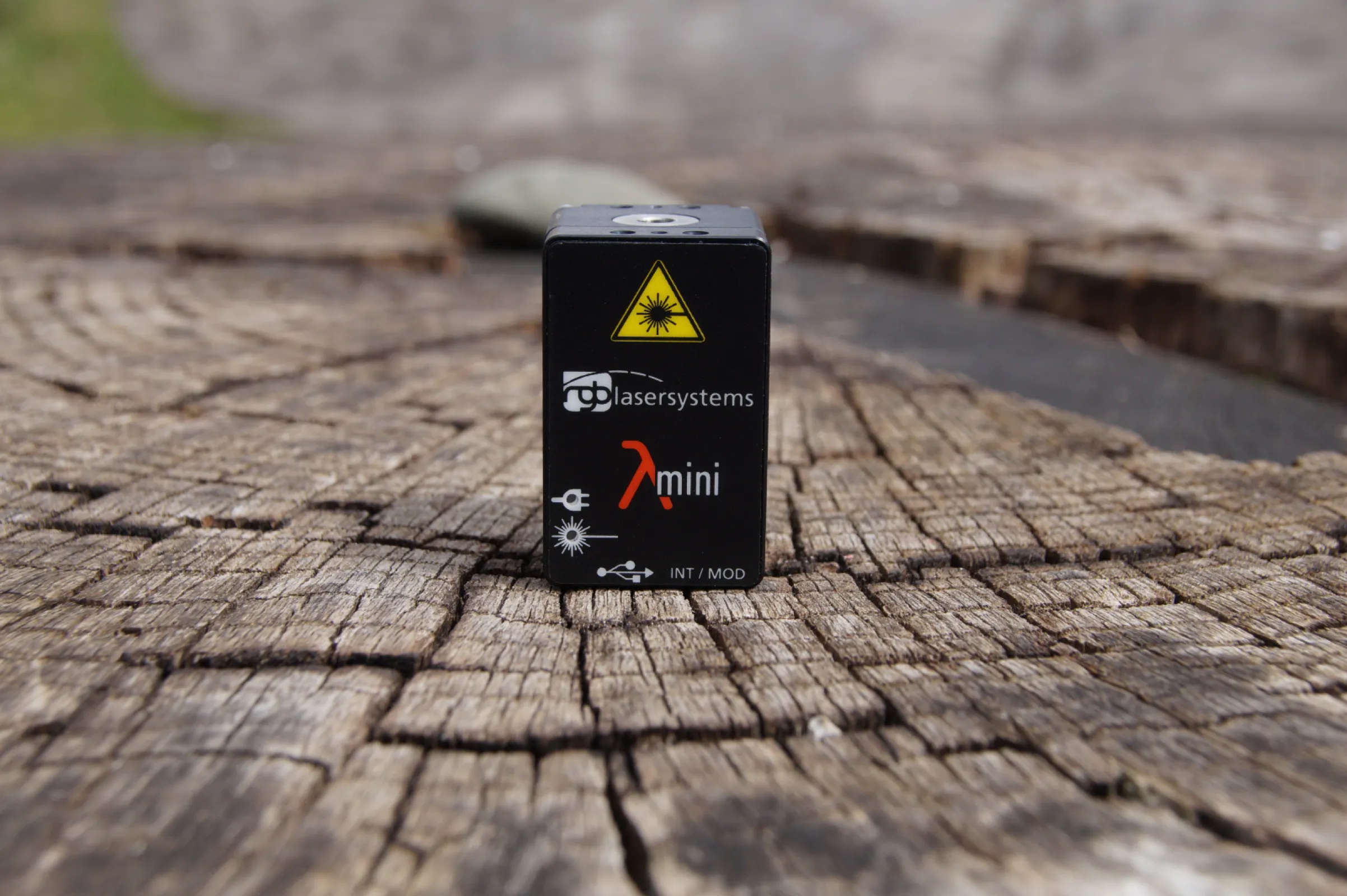 Lambda Mini wood