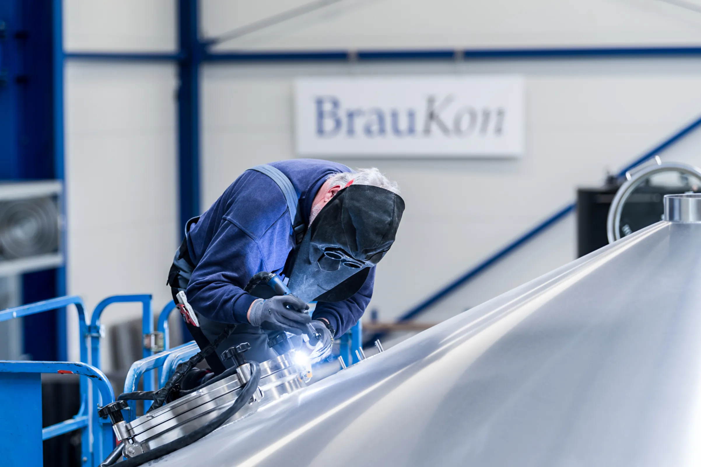 More than 120 employees, including brewing technologists and engineers, develop solutions tailored to customer requirements.