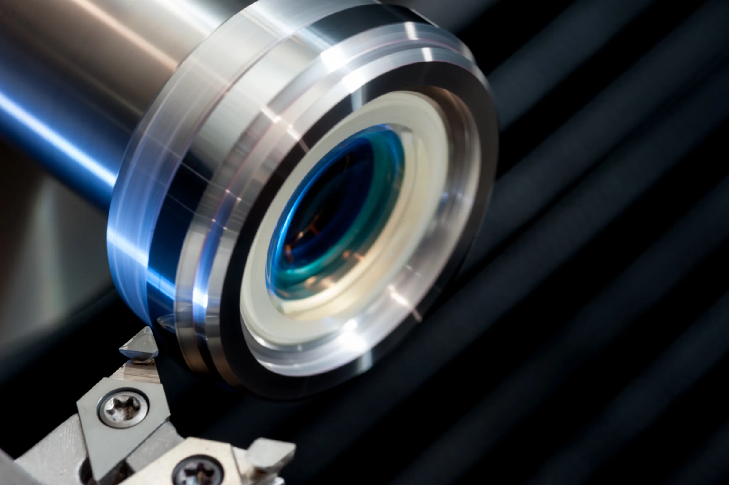 Alignment Turning of mounted lenses