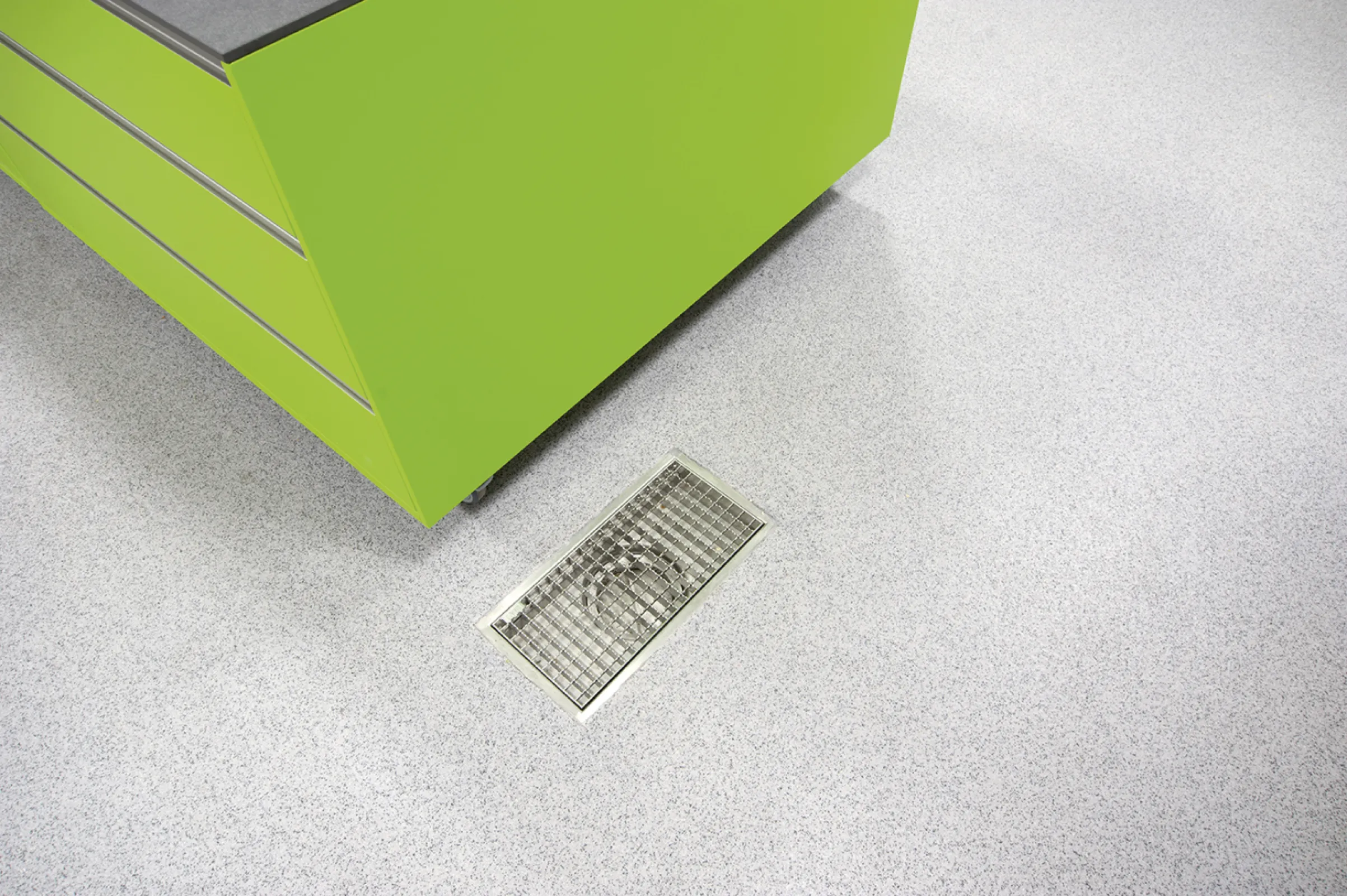 Seamless floors