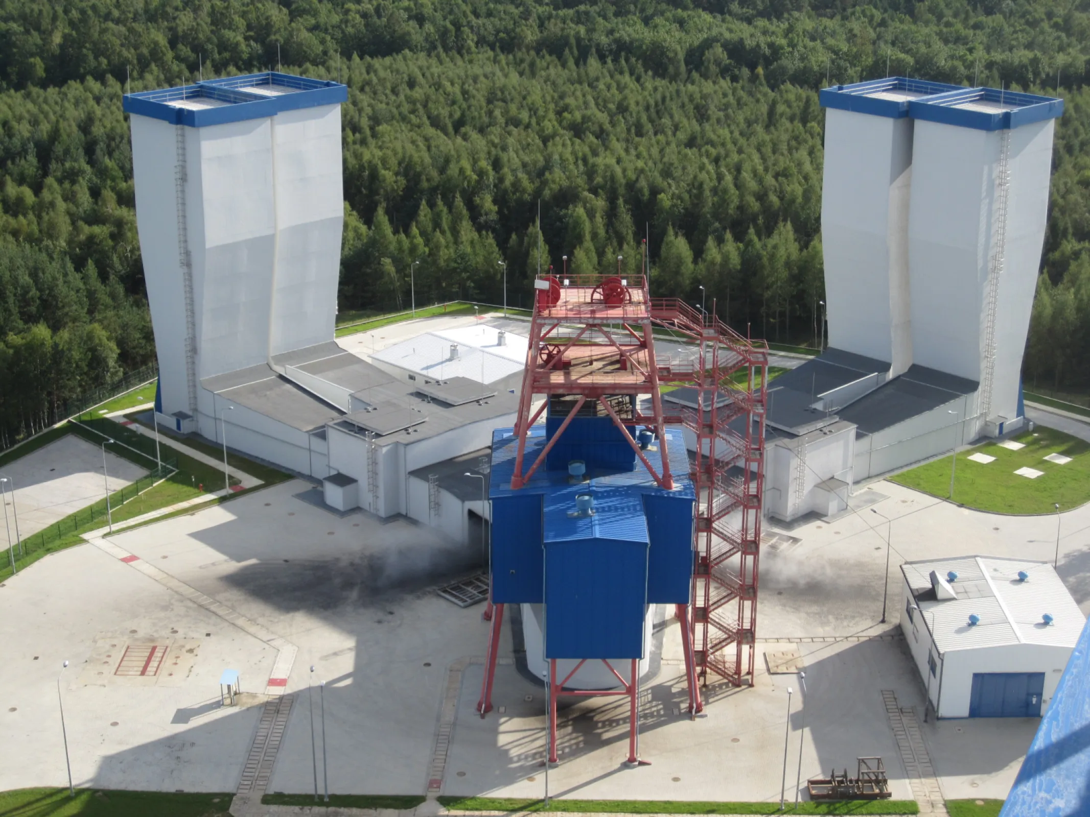 Large-scale mining project: Technology in action.
