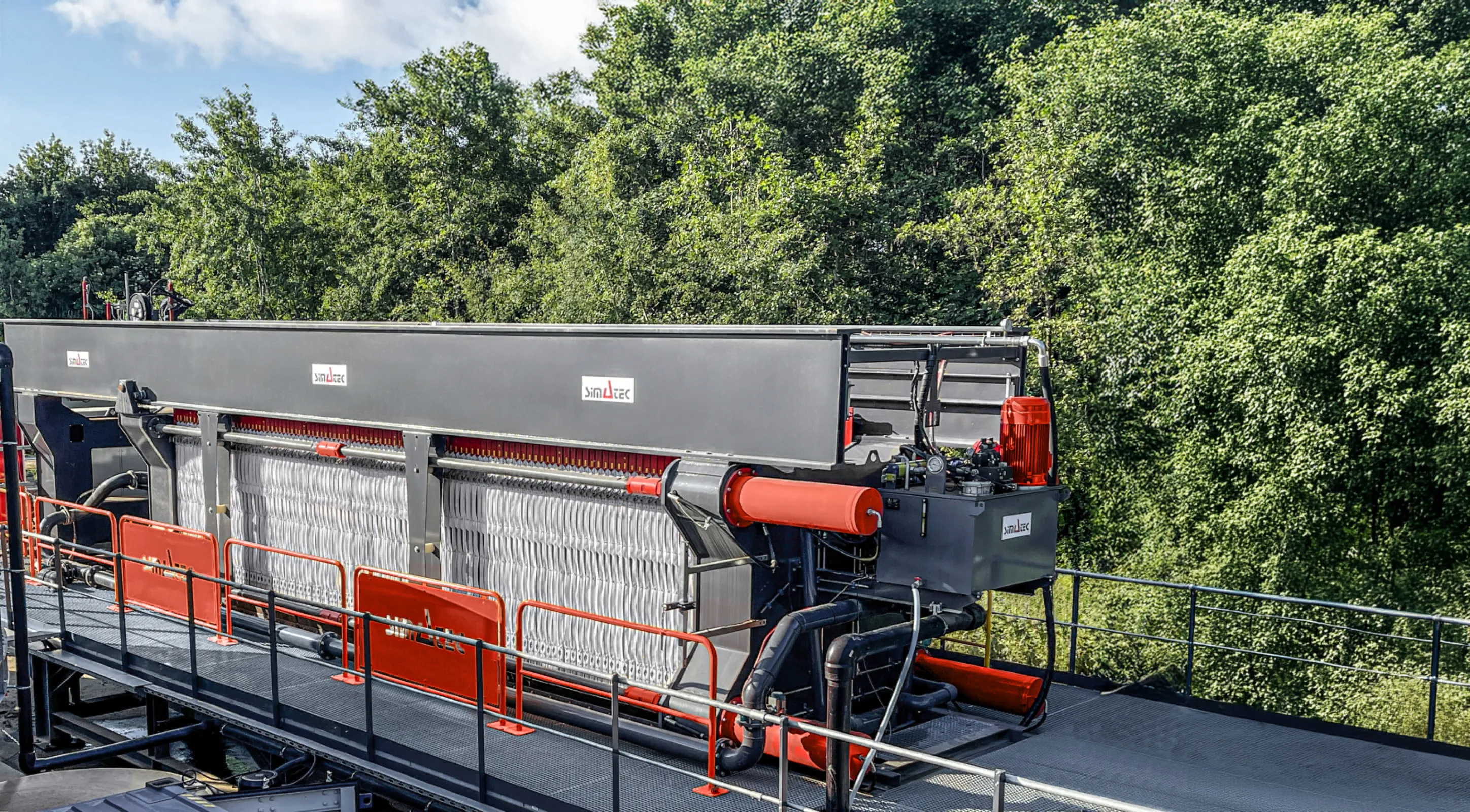 Chamber filter press