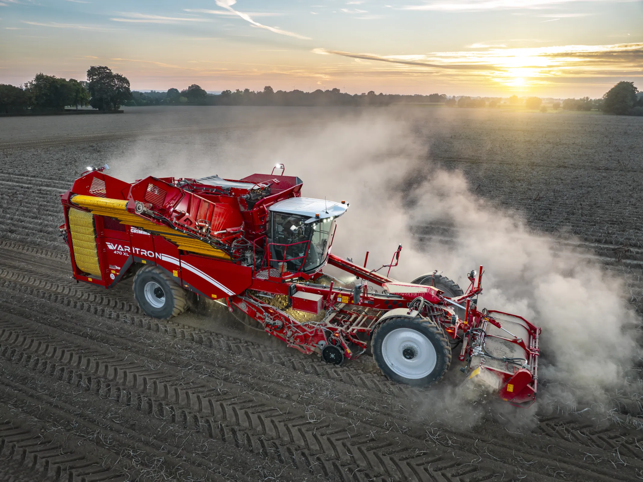 The new VARITRON 470 is a Self-propelled harvester with 4-row, high separation, 460 HP