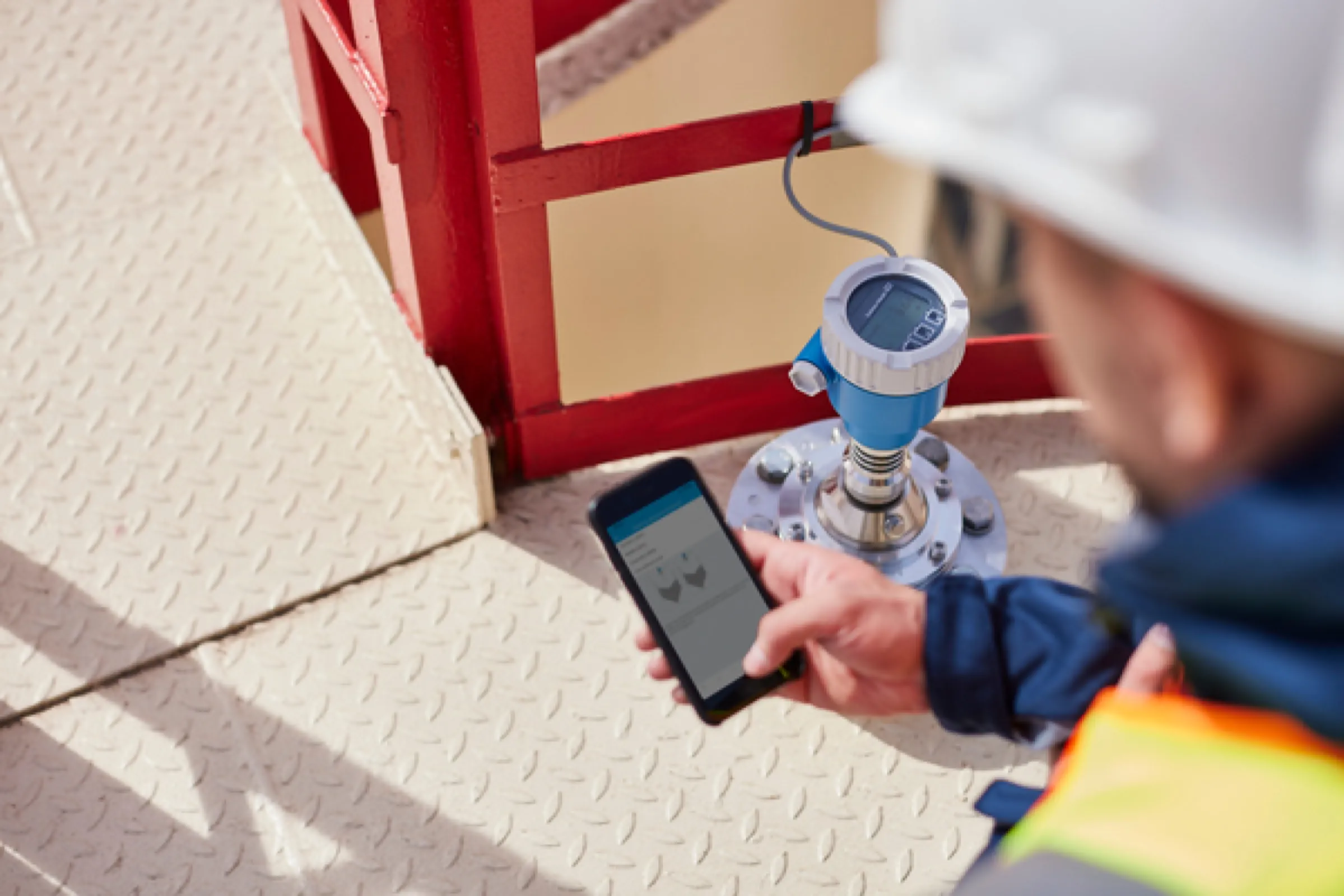 Accurate level measurement and digital connectivity for optimized inventory management and reliable process control.