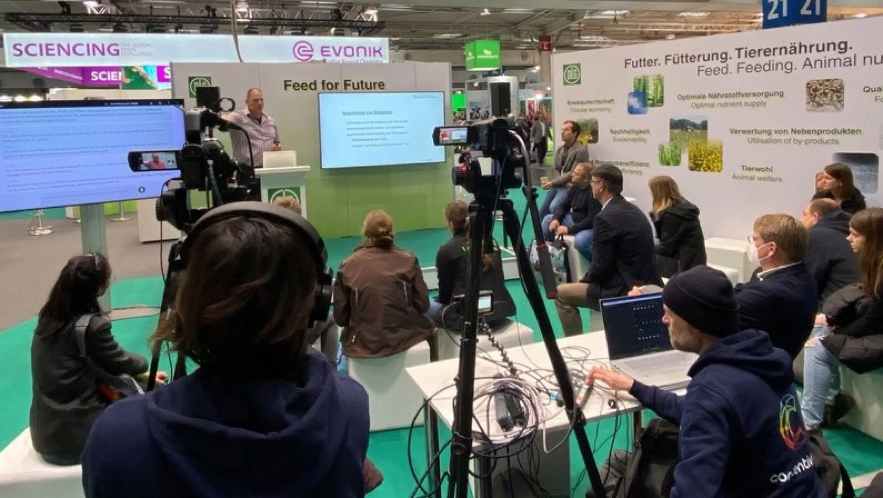 DLG Expert Stage: Biosecurity and Feed Safety -  Both are key components for animal health, consumer protection and sustainable production.