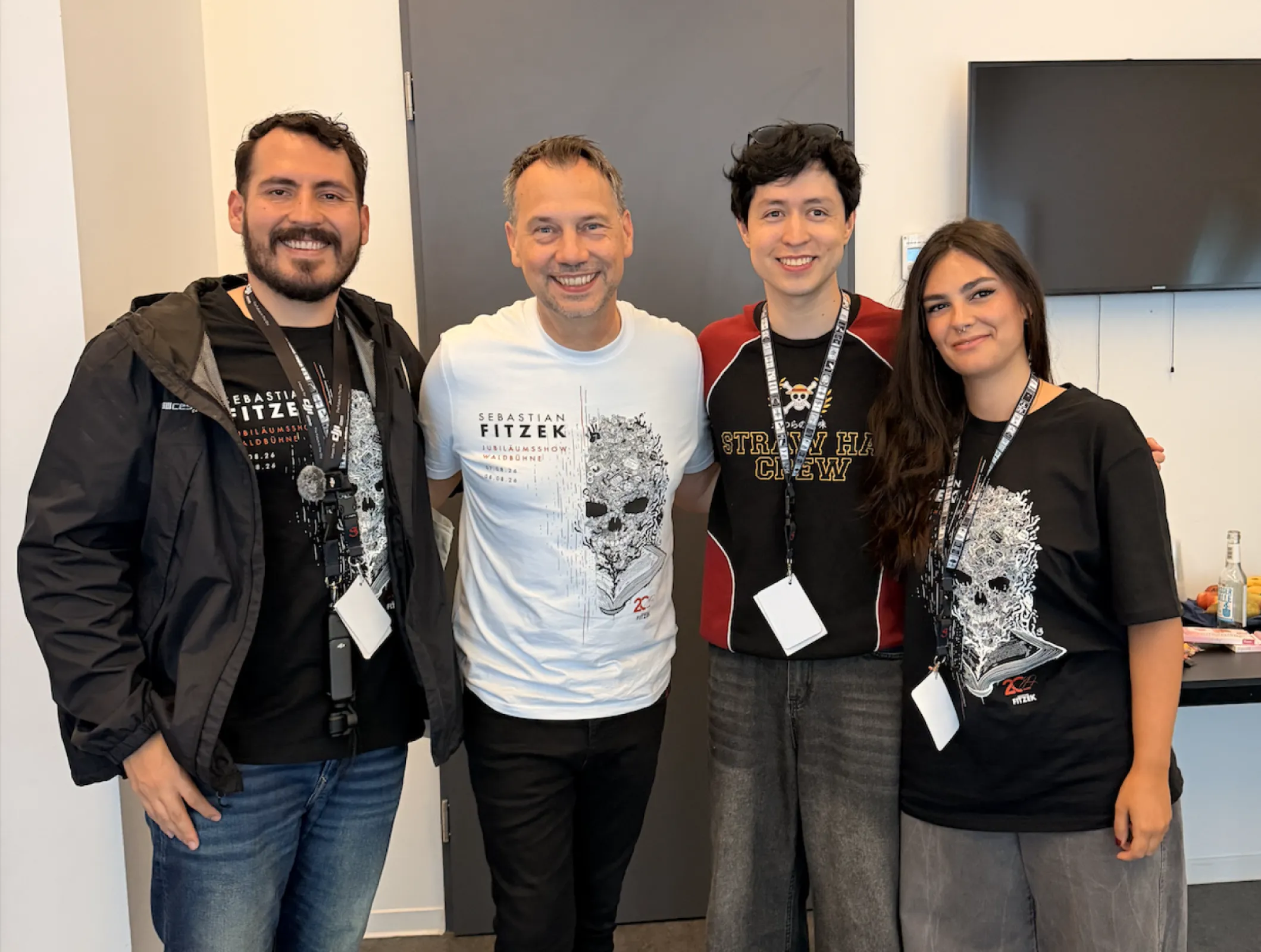 Pre-show meeting in Berlin: author Sebastian Fitzek and @cartasdeunlector and @bookofjorge_ and Margherita Agosta (August 2026)