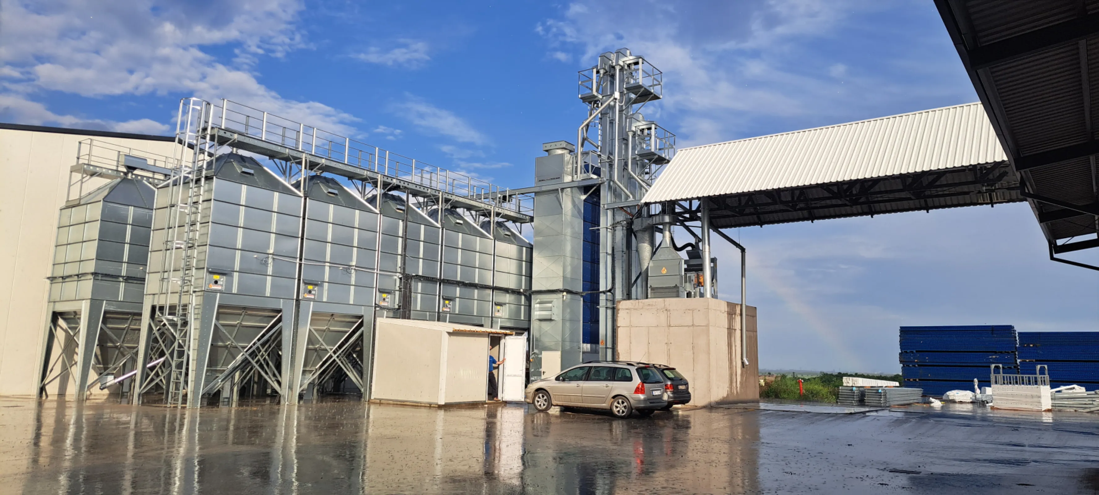 Grain Storage with dryer