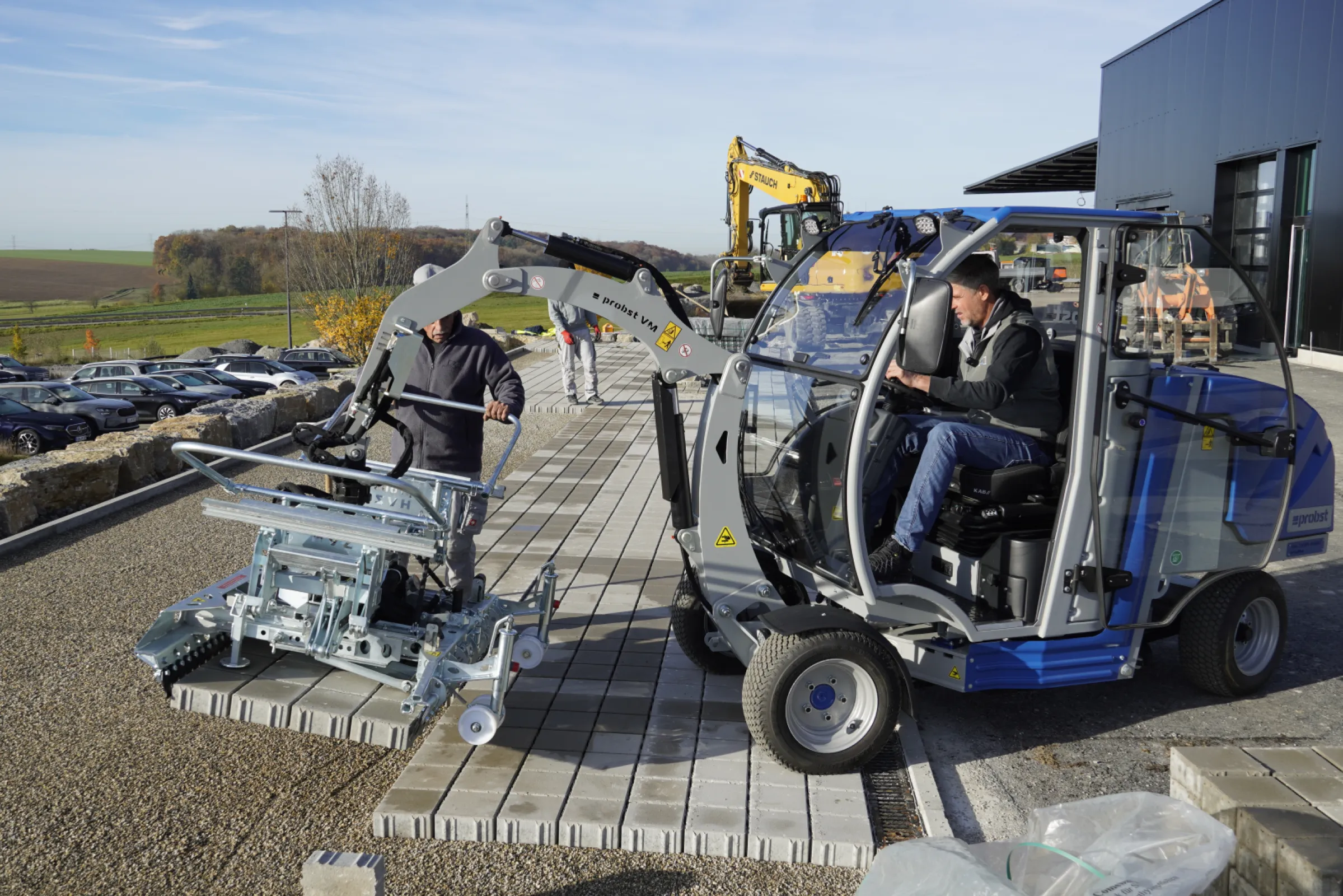 VM-X-PAVERMAX Installation Machine