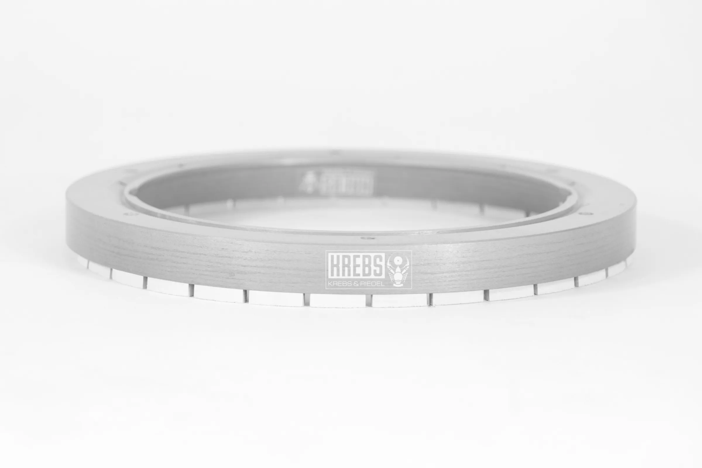 Wafer grinding / Semiconductors / SiC / Si / SiN / Technical Ceramics / Optics / Glass - High Performance