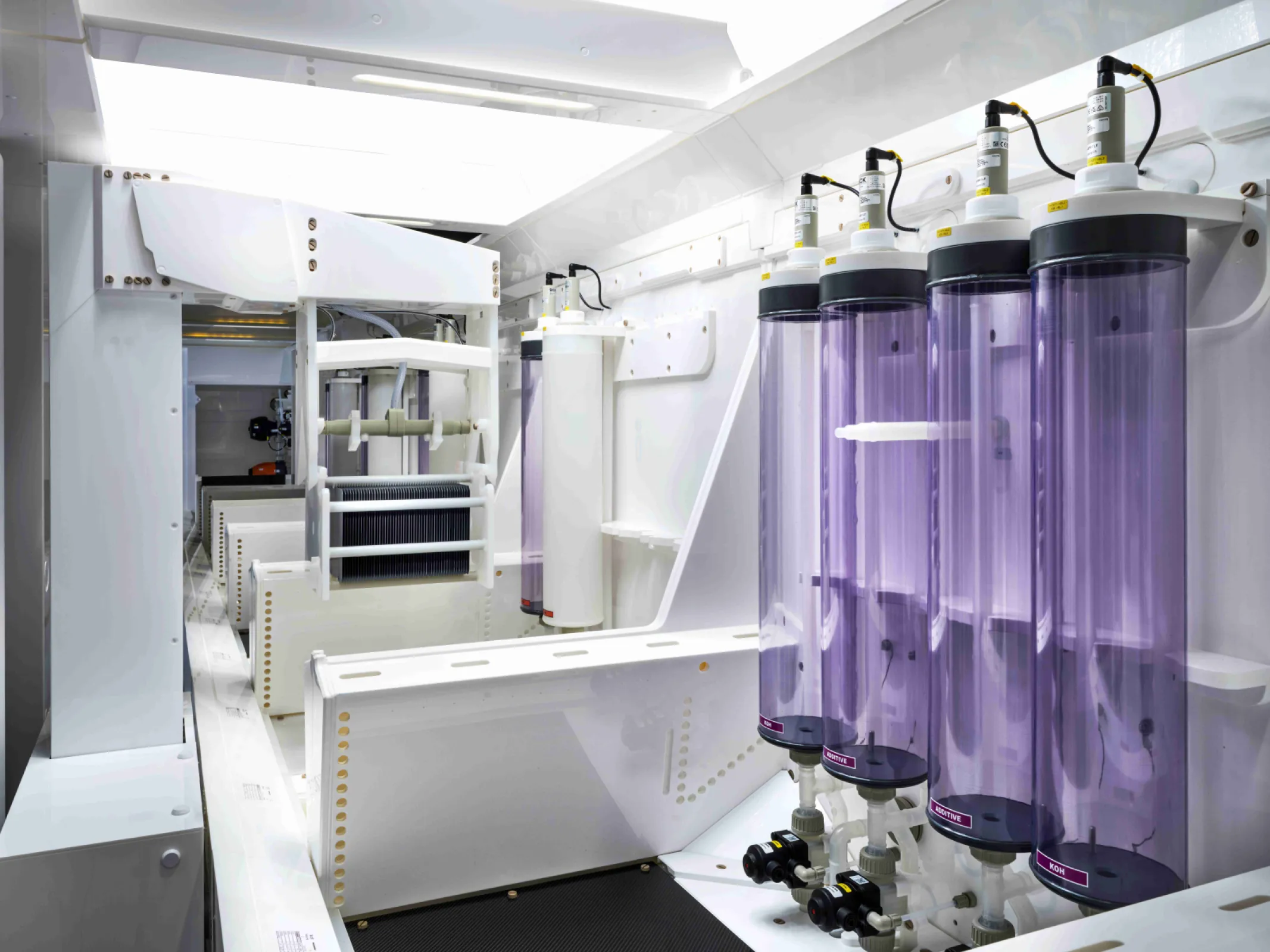 qPILOT - PV pilot wet bench, fully automatic
