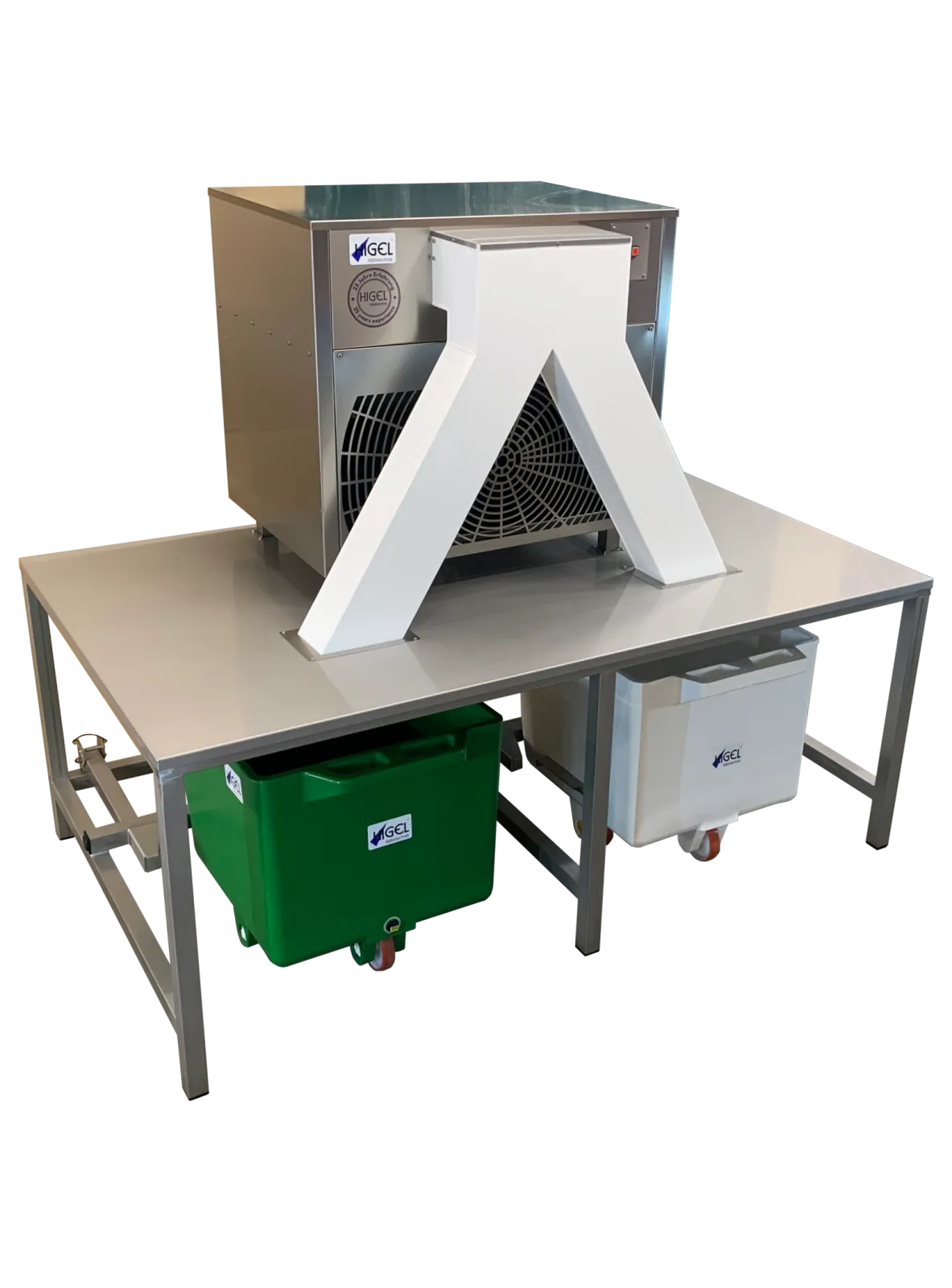 HEC 800 with on table with trousers chute and carts